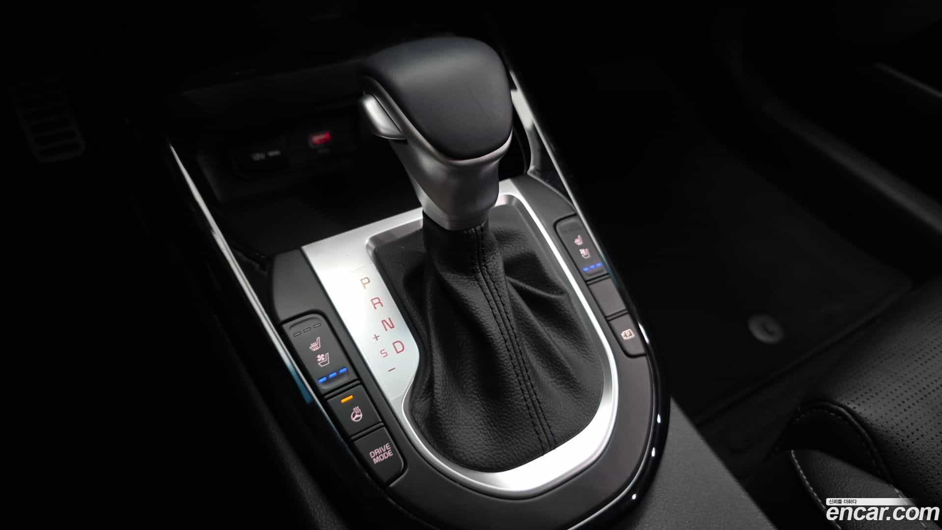 K3 Kia 2023.2-INNER-009