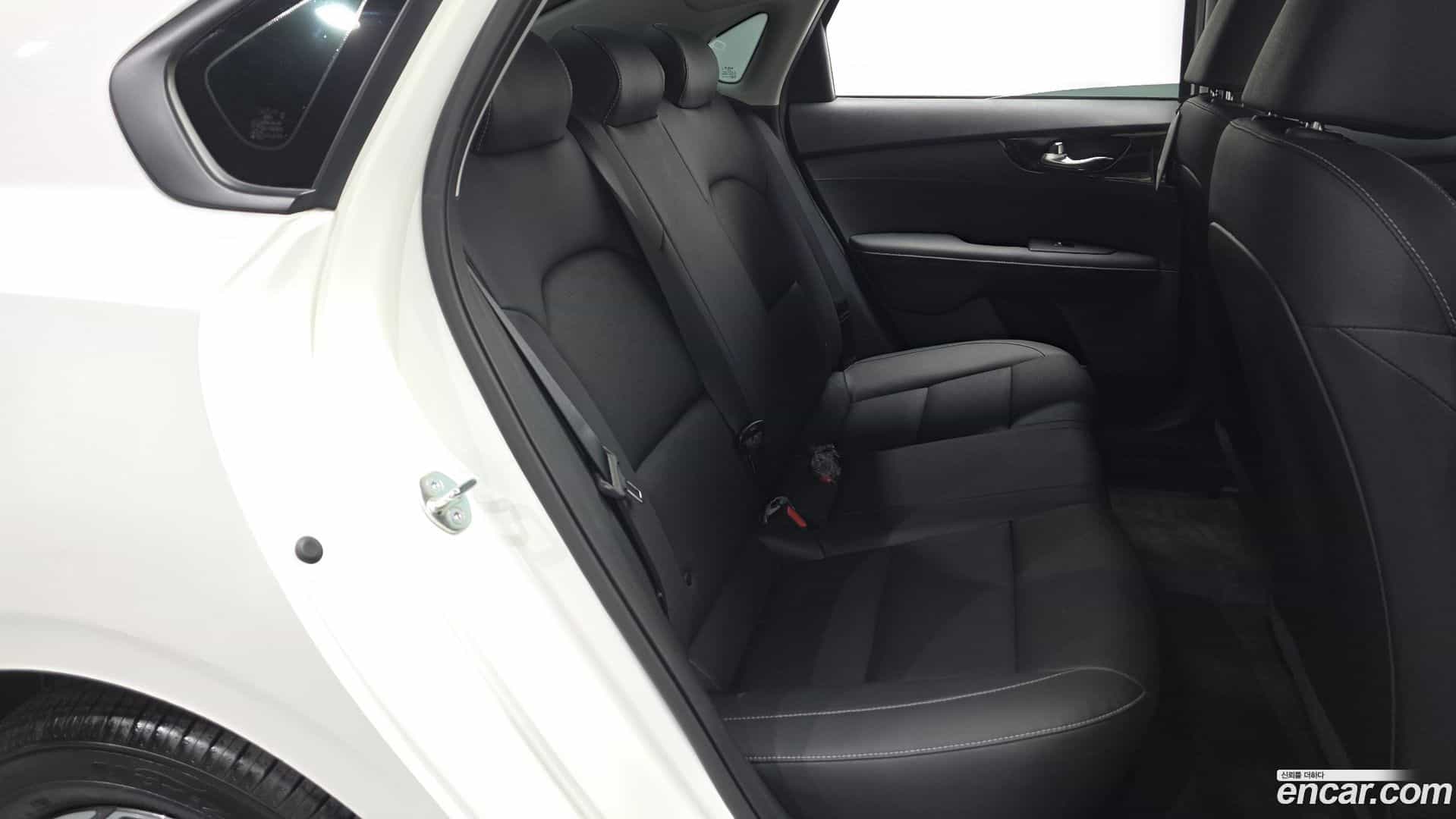 K3 Kia 2023.2-OPTION-015