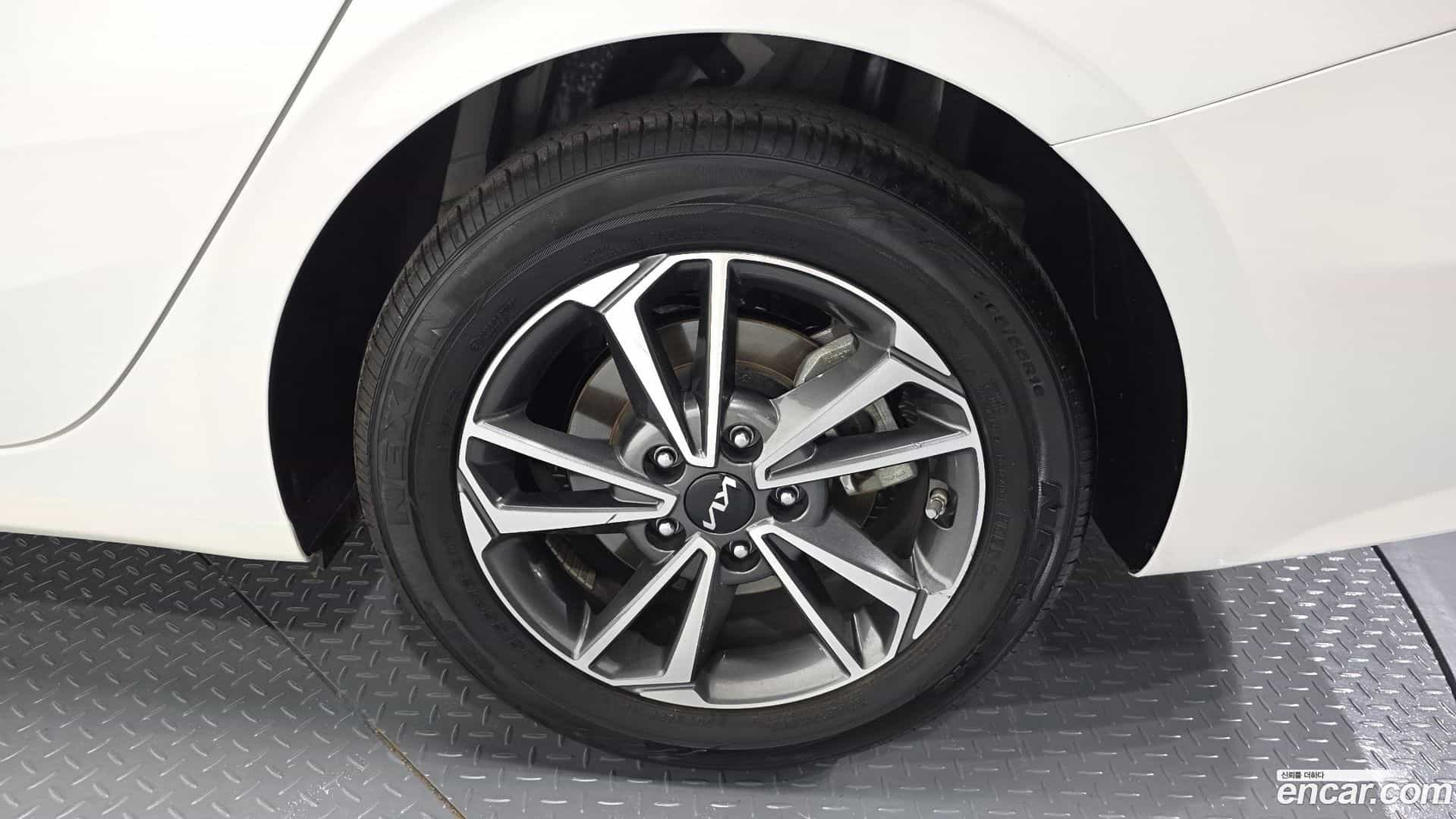 K3 Kia 2023.2-OUTER-031