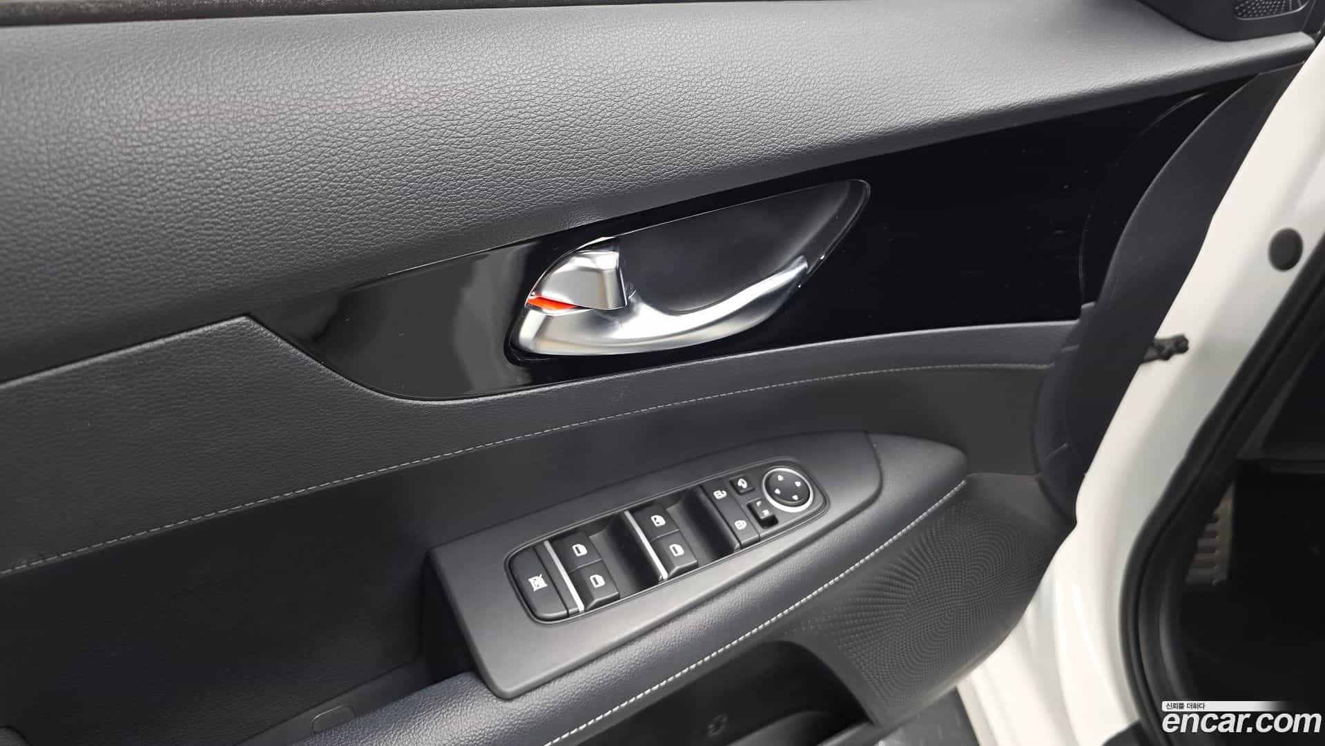 K3 Kia 2023.2-OPTION-041