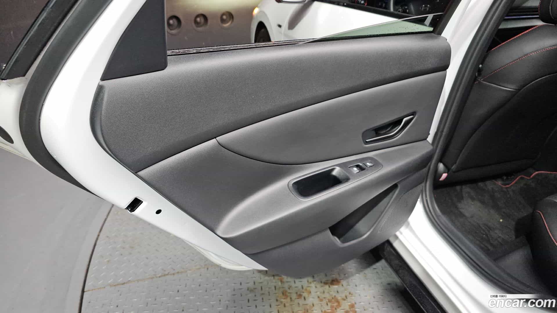 AVANTE Hyundai 2023.9-INNER-035