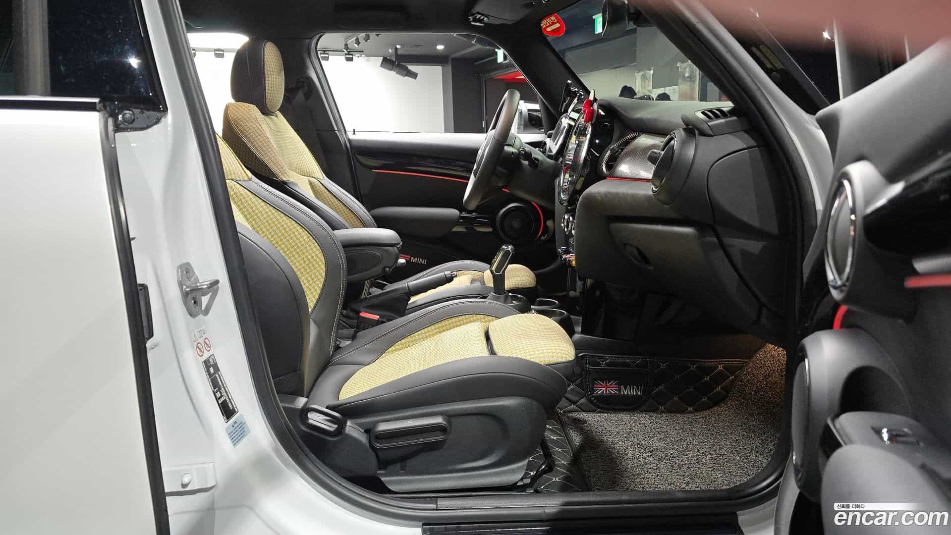 Cooper Mini 2023.4-INNER-036