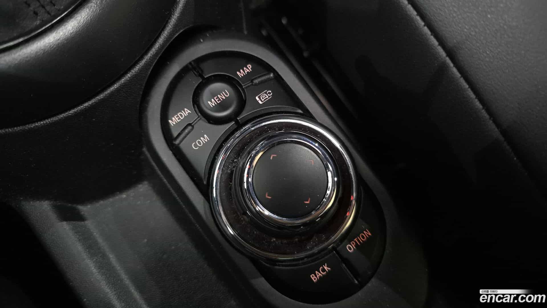 Cooper Mini 2023.4-OPTION-040