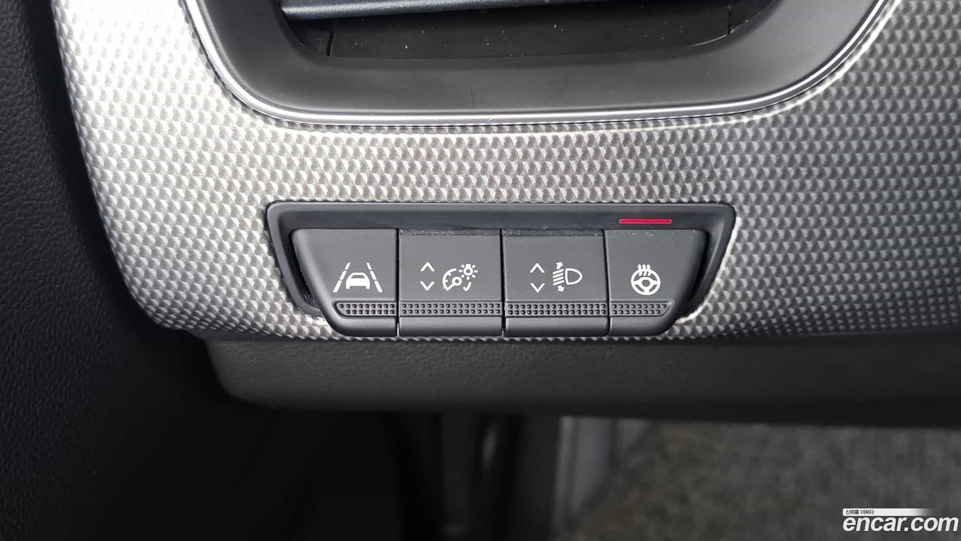 XM3 Renault Korea 2023.0-OPTION-024