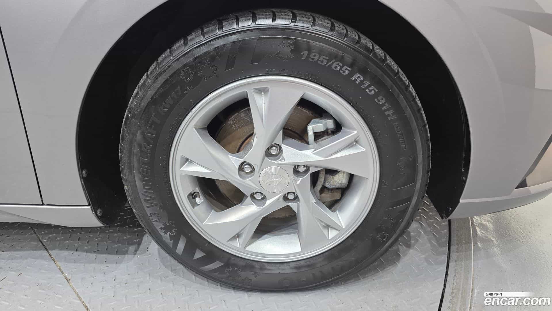 AVANTE Hyundai 2020.5-OUTER-031