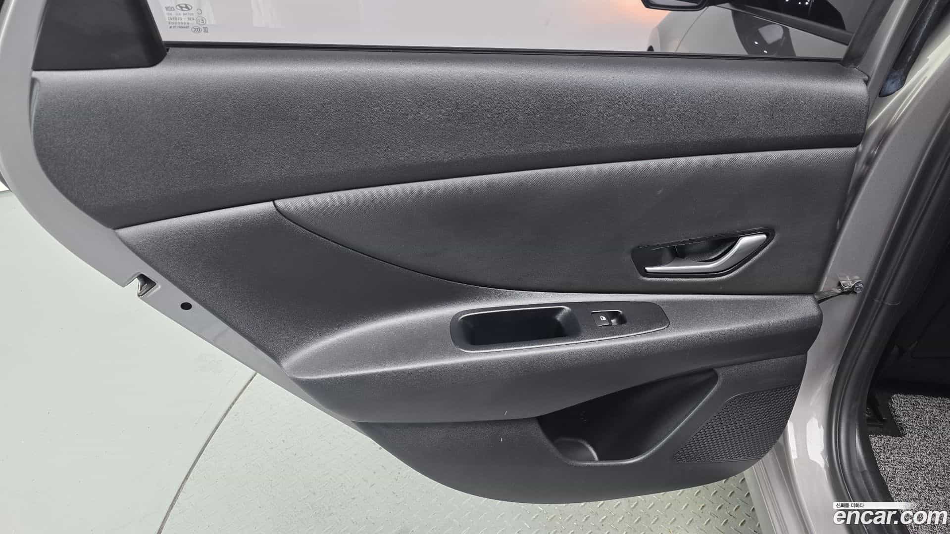 AVANTE Hyundai 2020.5-INNER-035