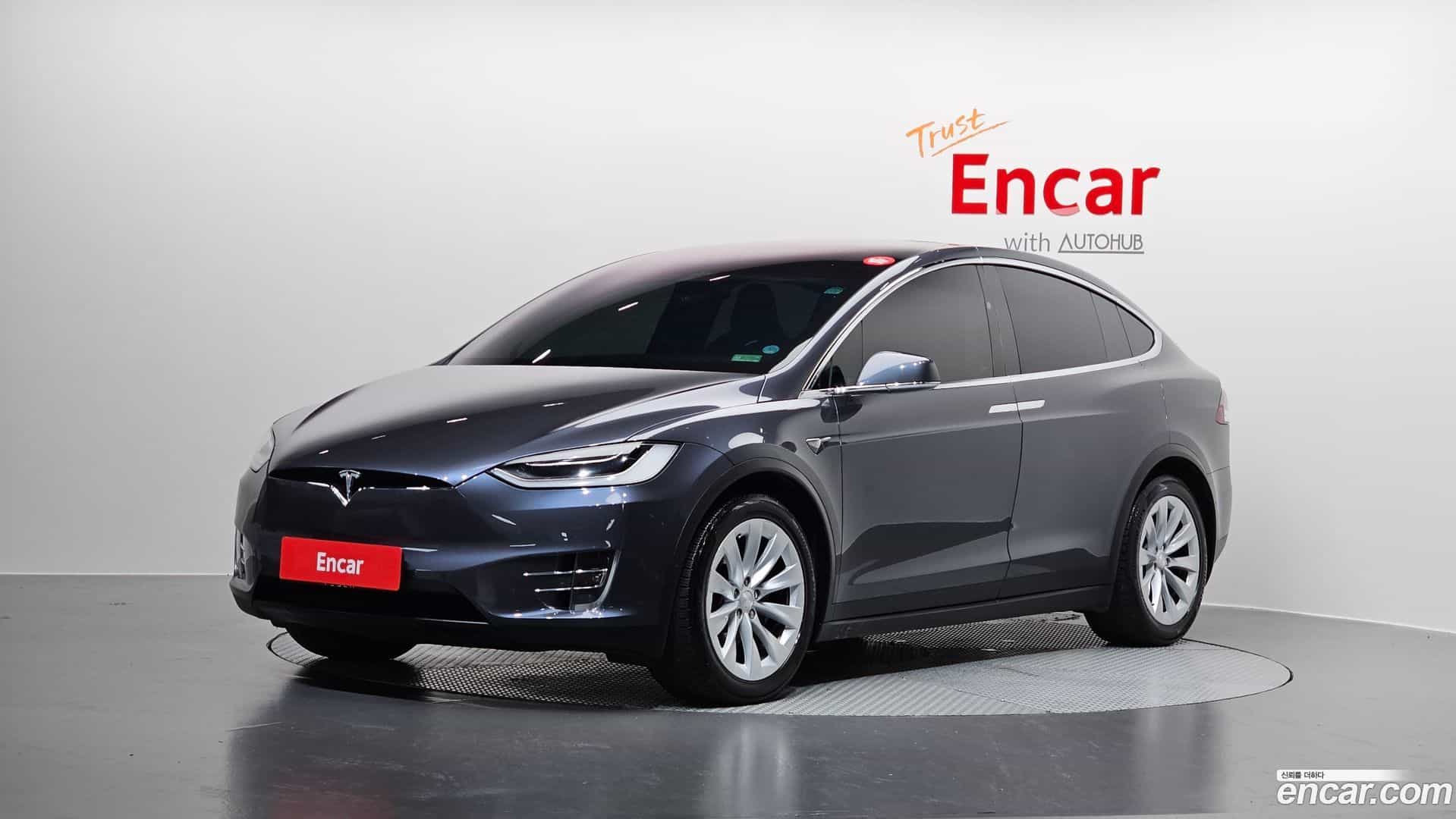 Model X Tesla 2019.2-OUTER-001