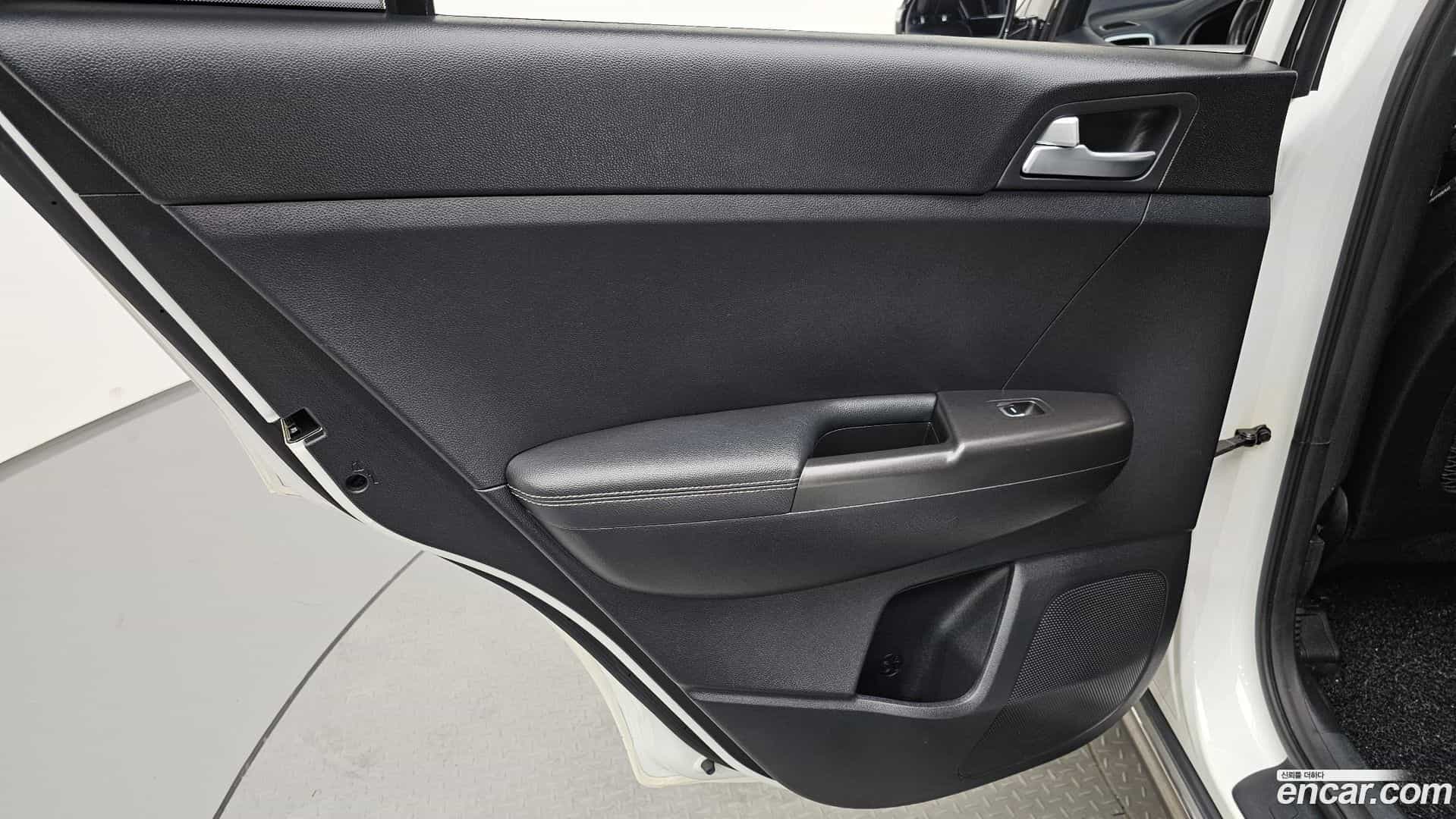 Sportage Kia 2017.9-INNER-035