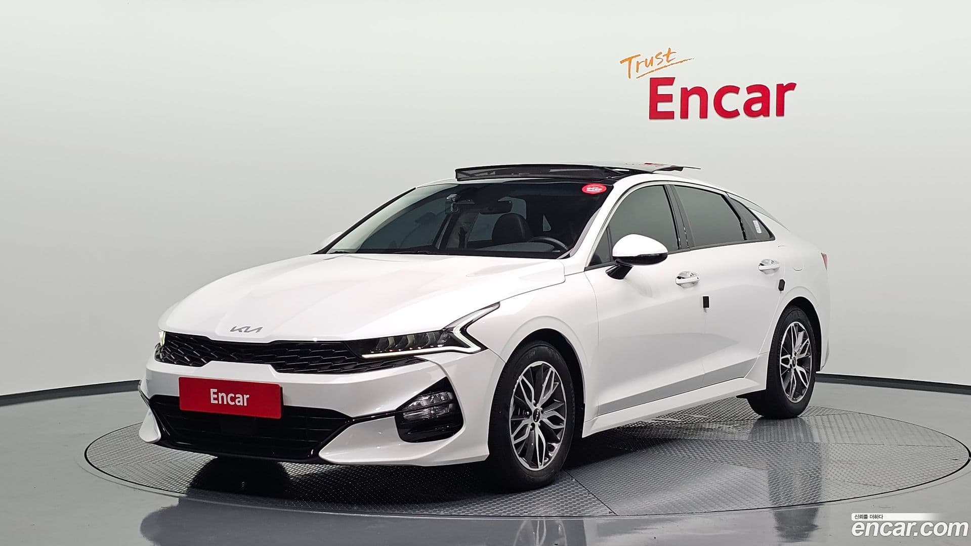 Main__Slider__Photo:K5 Kia 2023.6-0