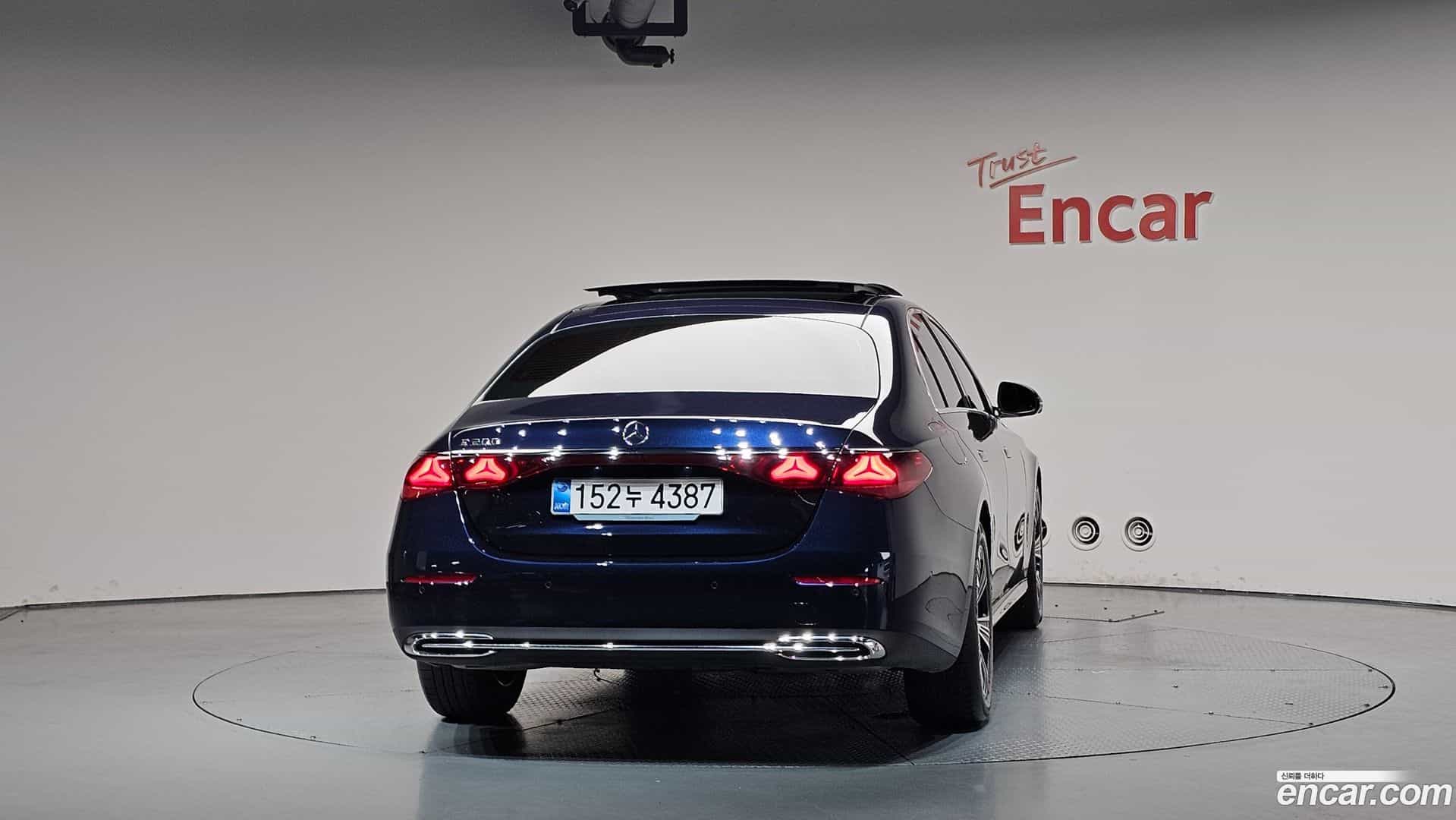E-Class Mercedes-Benz 2025.6-OUTER-004