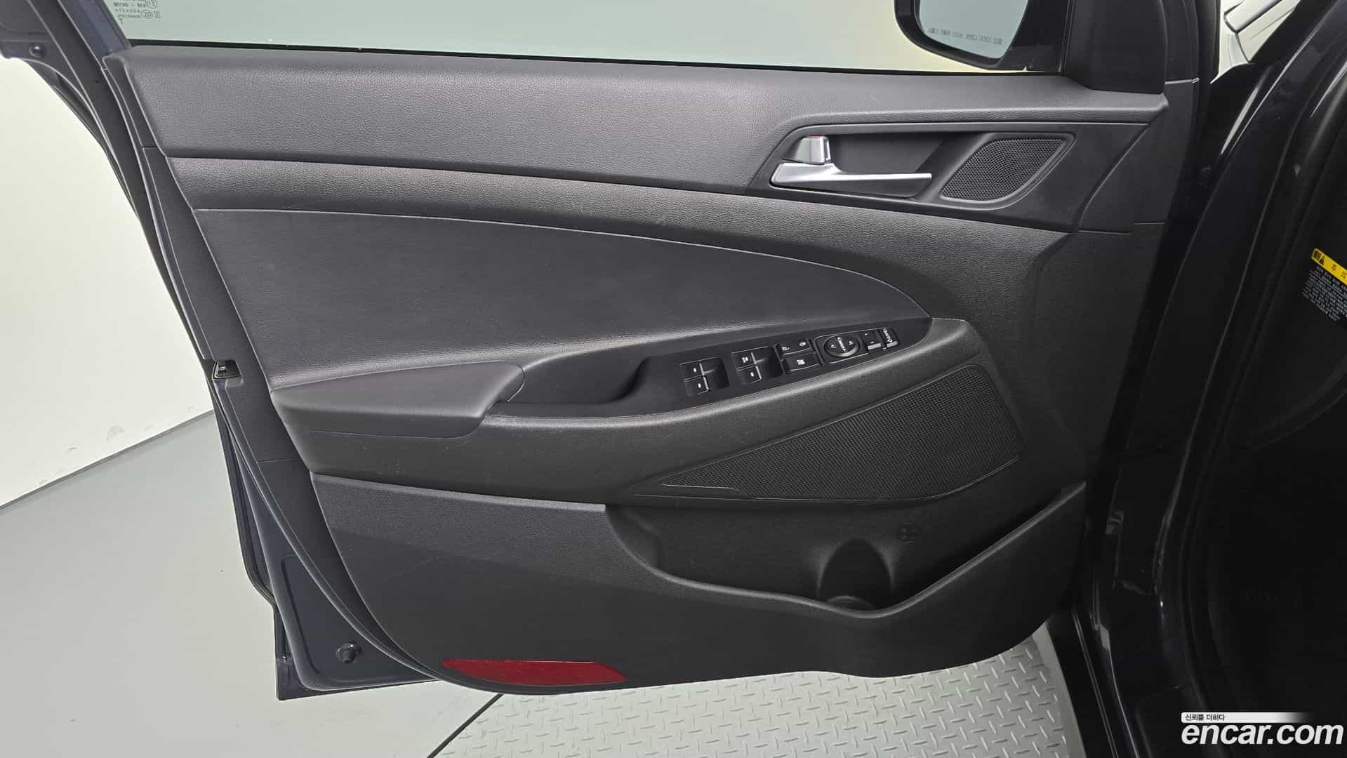 Tucson Hyundai 2019.2-INNER-034