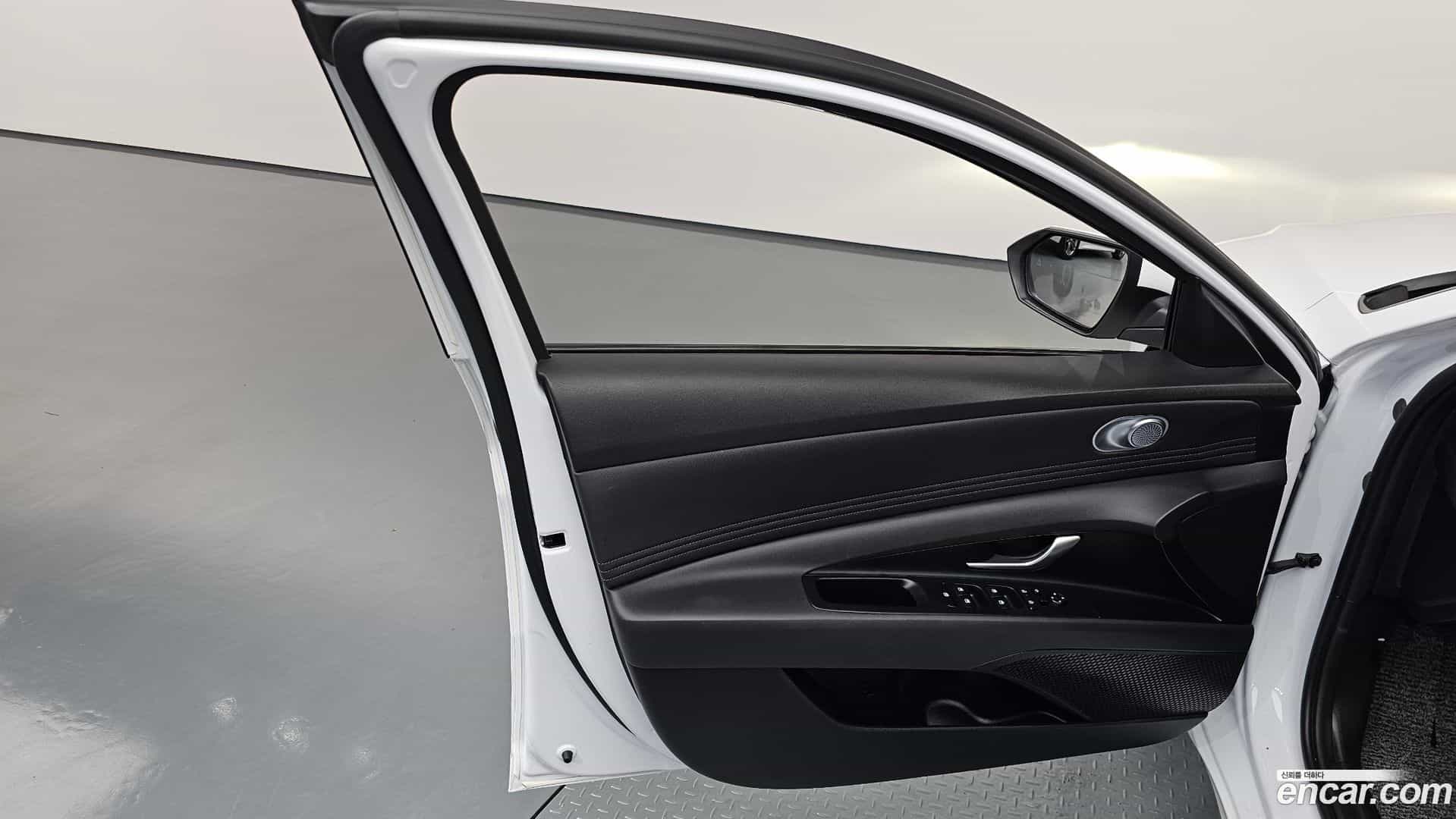 AVANTE Hyundai 2025.7-INNER-034