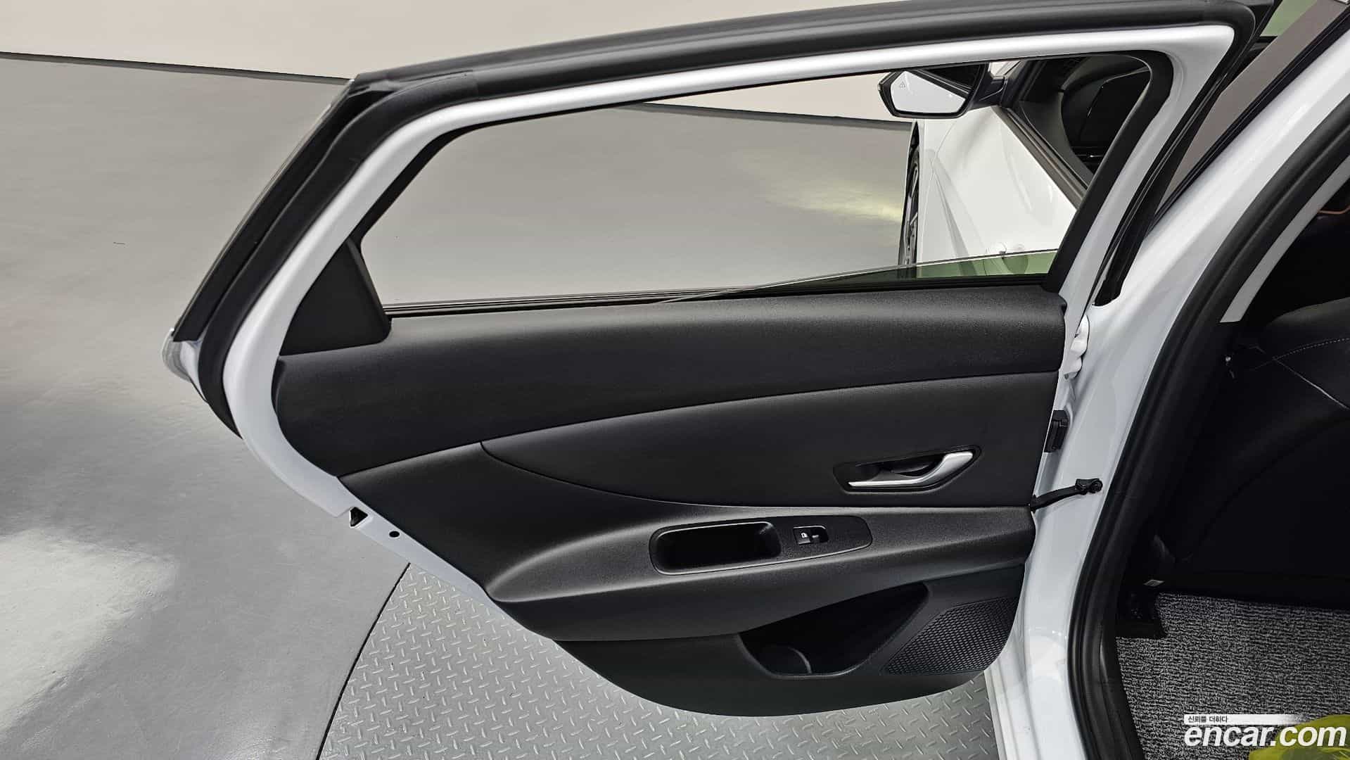 AVANTE Hyundai 2025.7-INNER-035