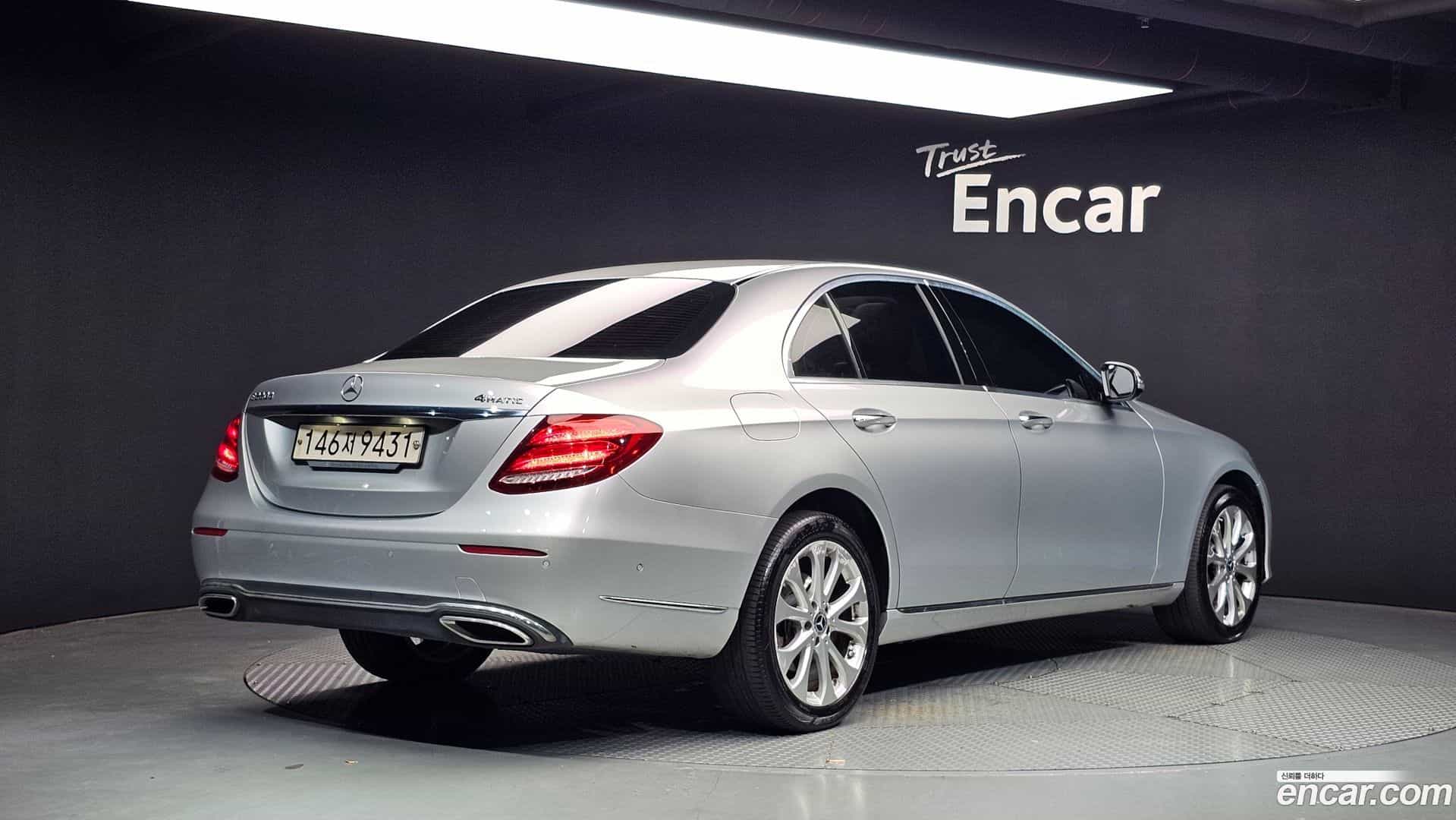 E-Class Mercedes-Benz 2019.11-OUTER-002