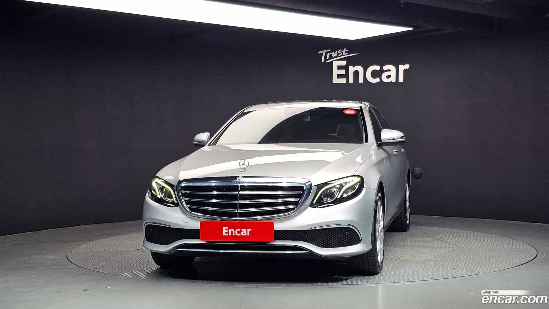 E-Class Mercedes-Benz 2019.11-OUTER-003
