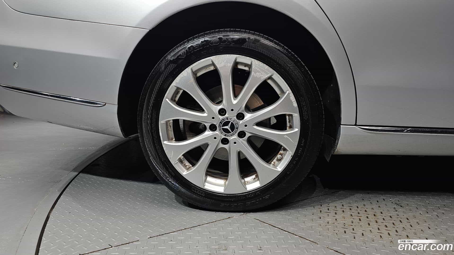 E-Class Mercedes-Benz 2019.11-OUTER-005
