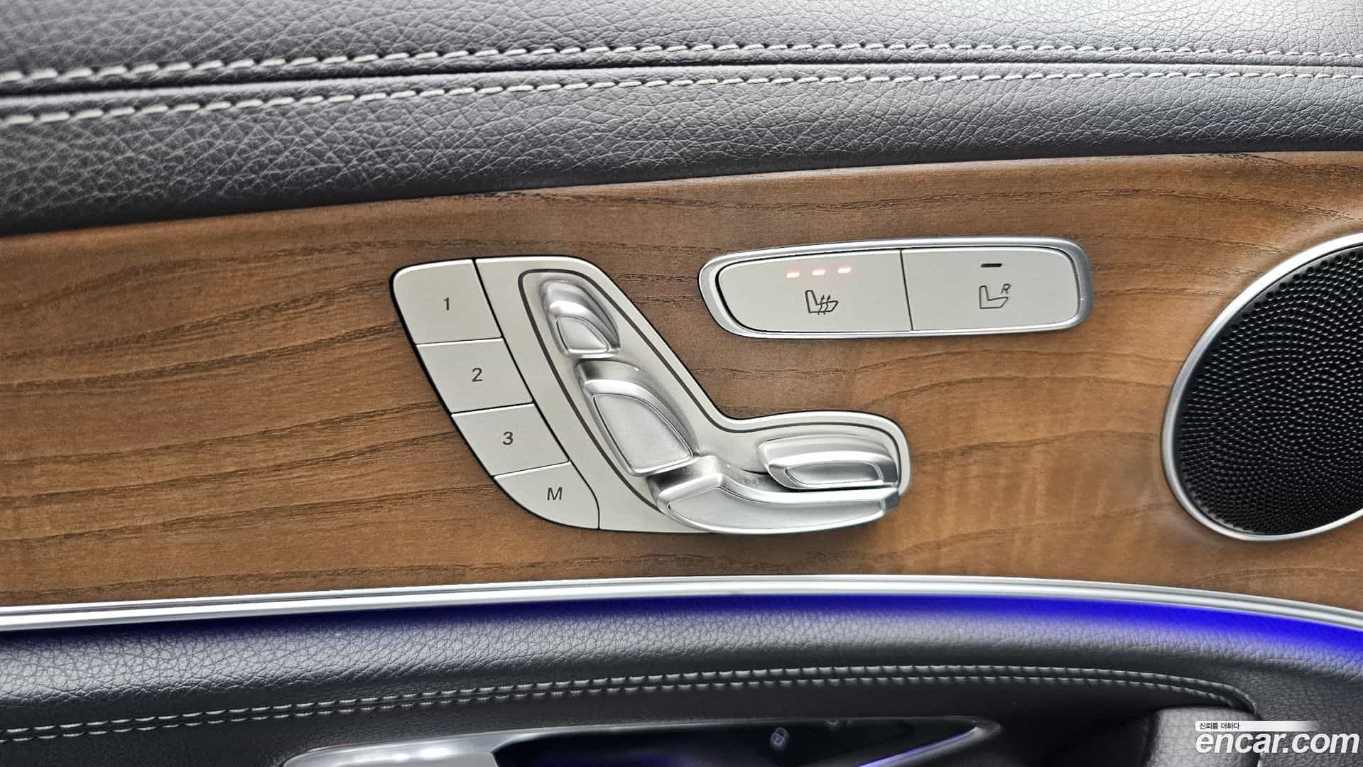 E-Class Mercedes-Benz 2019.11-OPTION-022