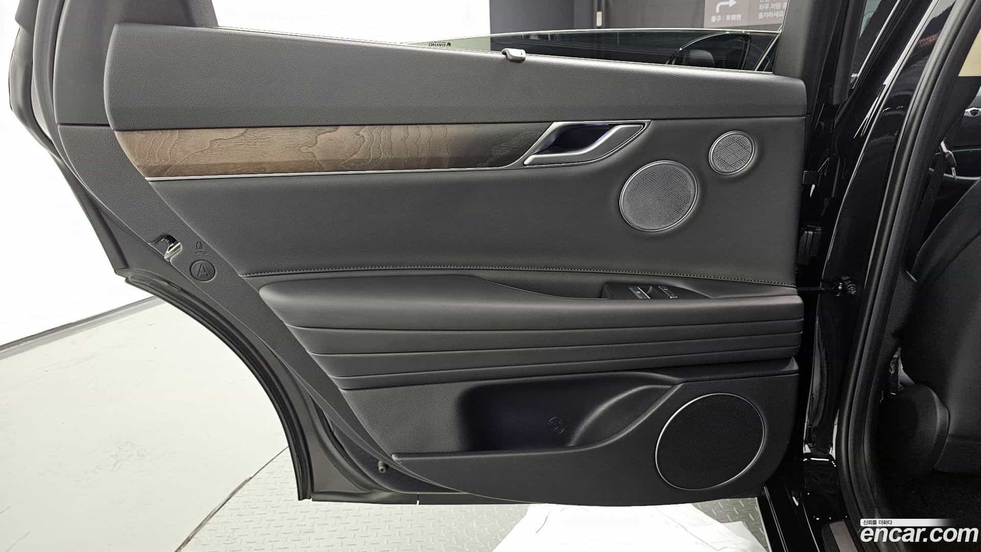 G80 Genesis 2020.8-INNER-035