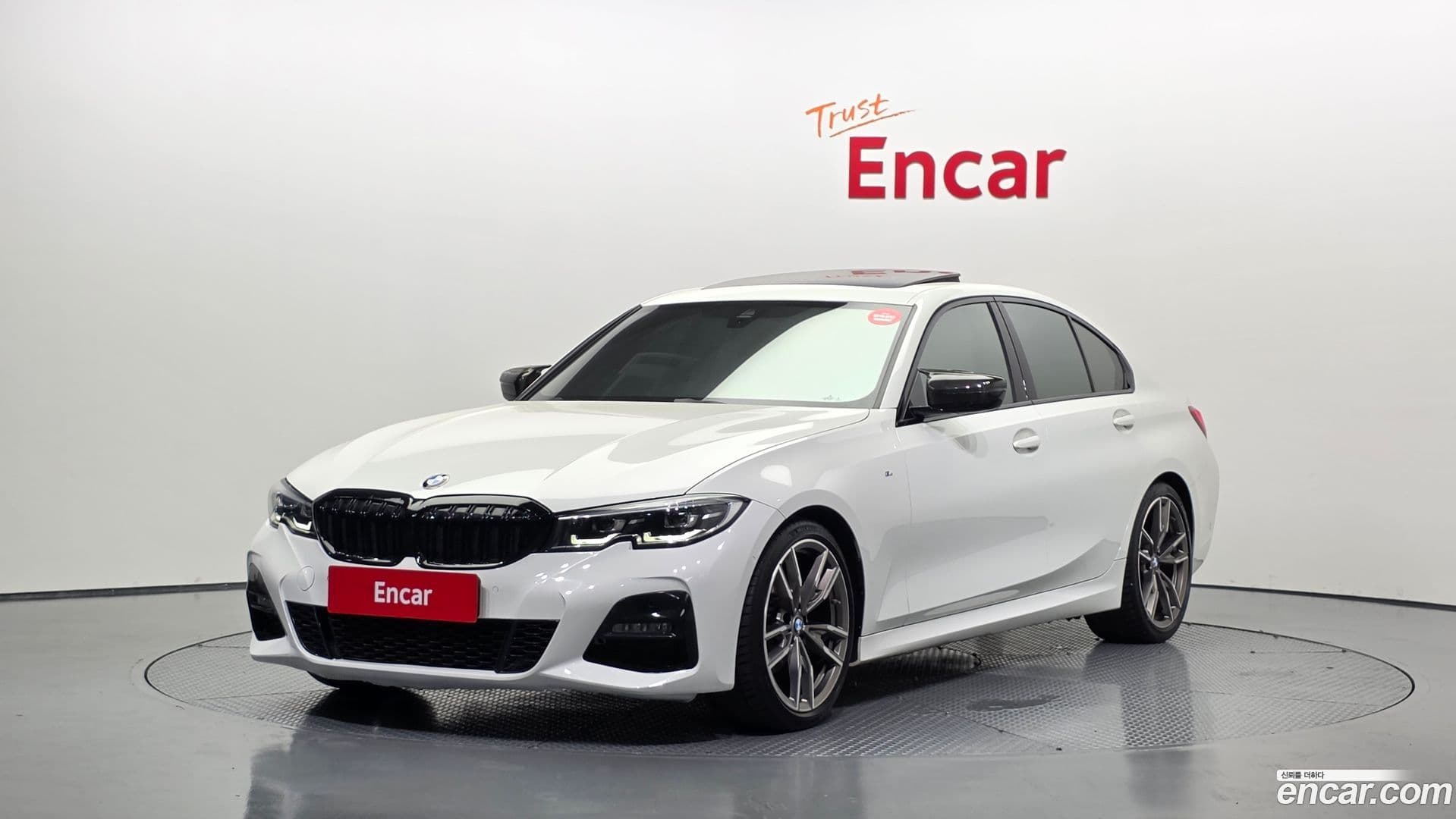 Main__Slider__Photo:3-Series BMW 2019.11-0