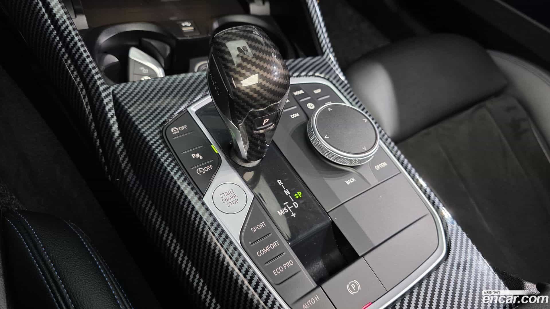 3-Series BMW 2019.11-INNER-009