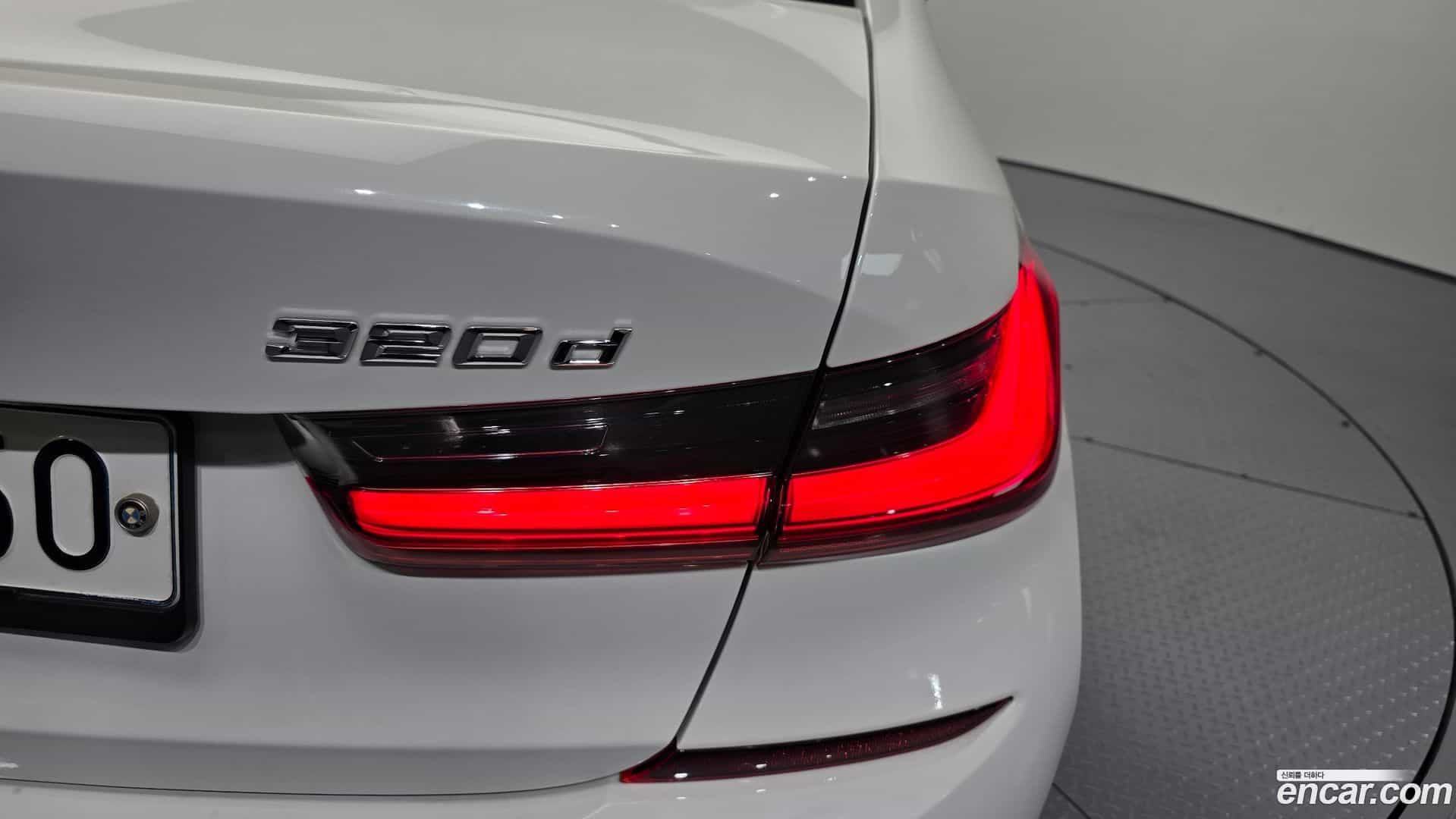 3-Series BMW 2019.11-OUTER-033