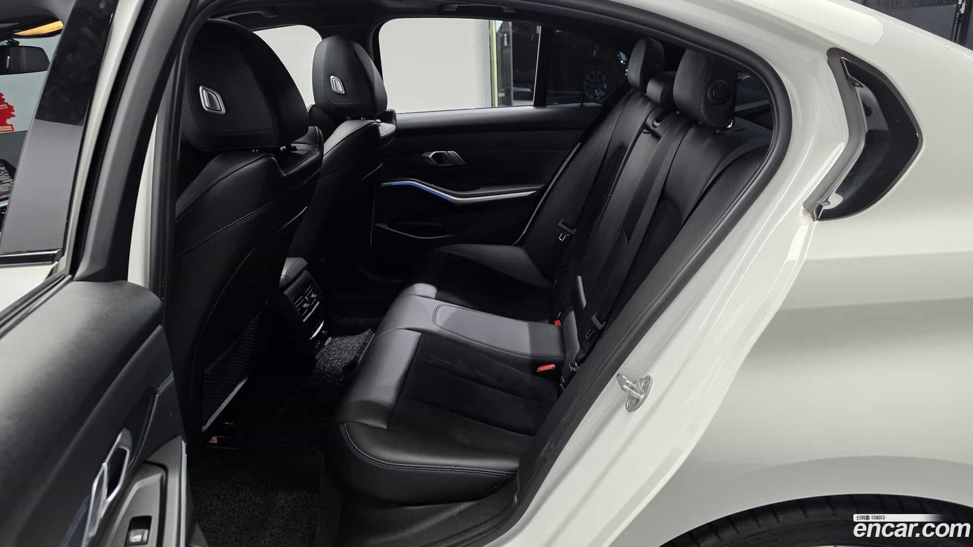 3-Series BMW 2019.11-INNER-036