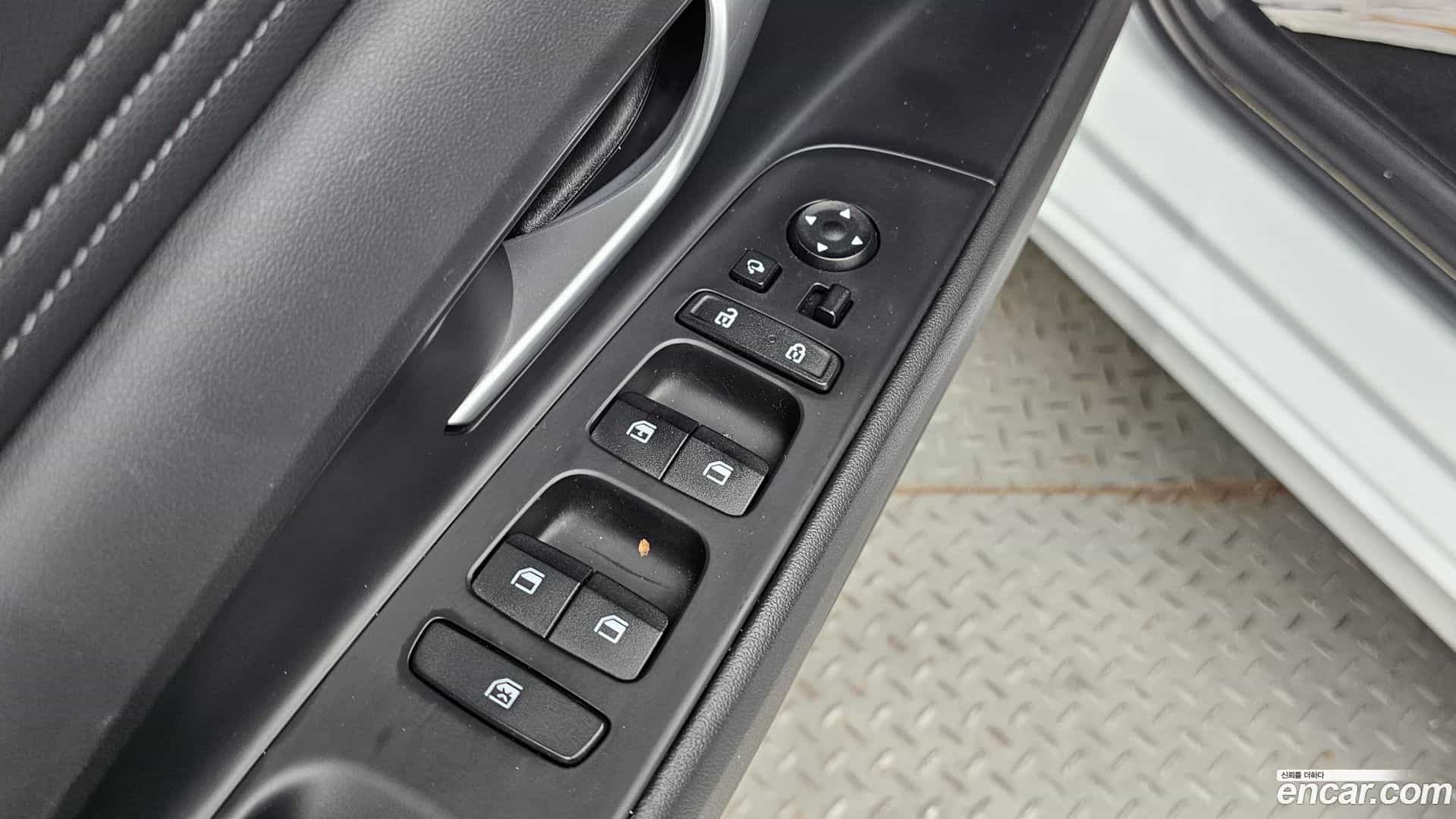 AVANTE Hyundai 2022.10-OPTION-022