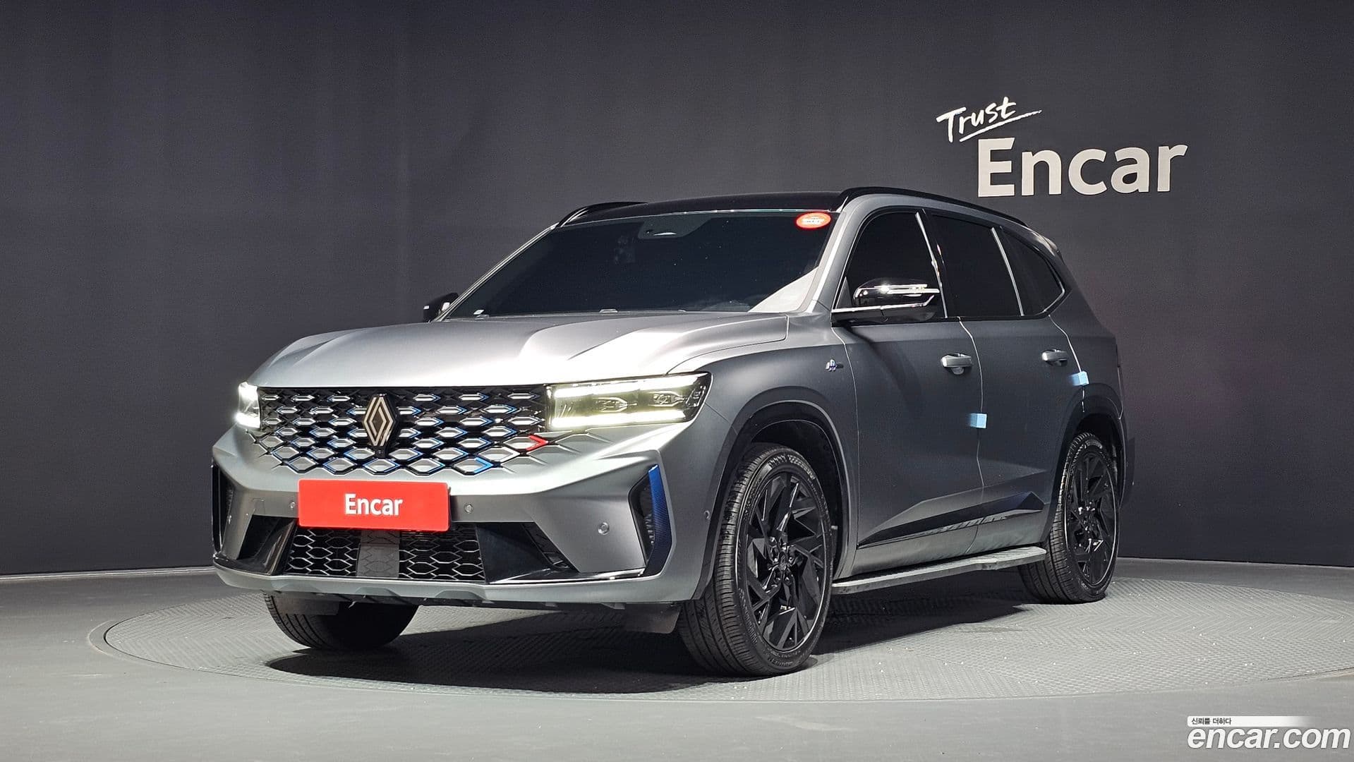 Main__Slider__Photo:Grand Koleos Renault Korea 2025.1-0