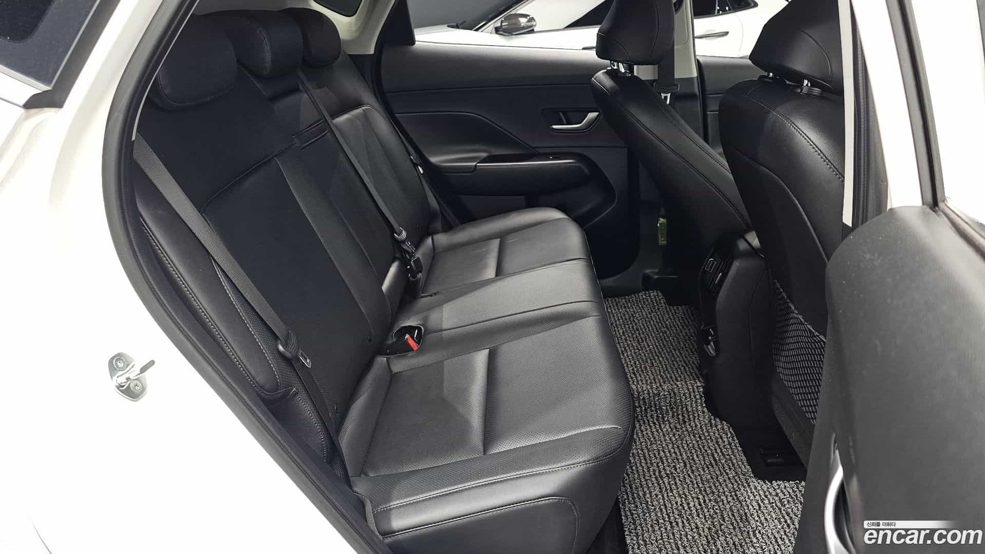 Kona Hyundai 2023.10-OPTION-015