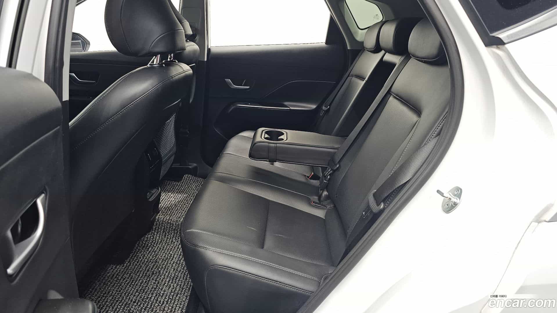 Kona Hyundai 2023.10-OPTION-016