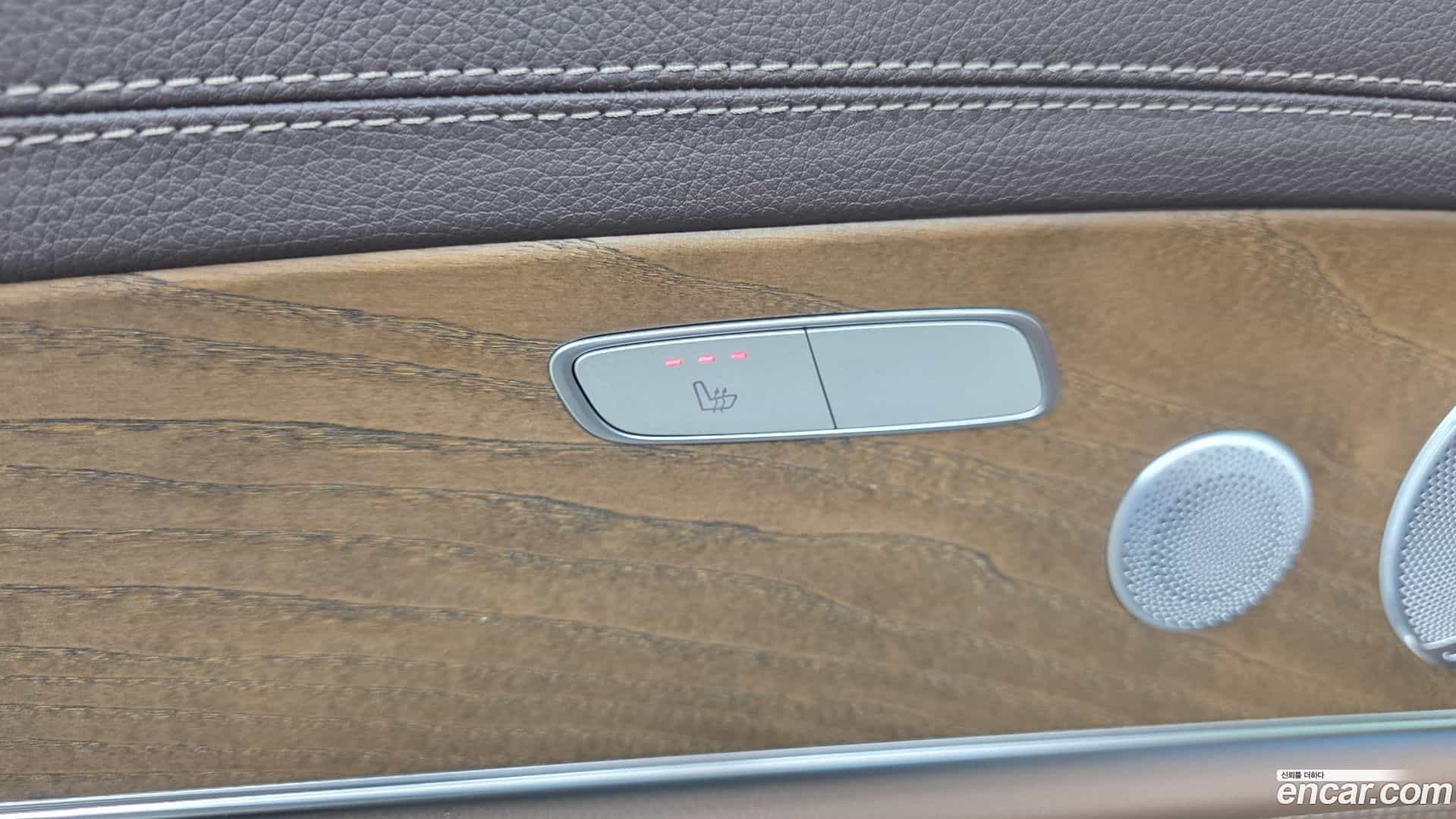 E-Class Mercedes-Benz 2019.10-OPTION-042