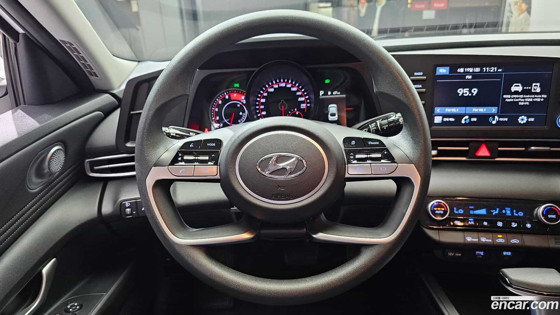 AVANTE Hyundai 2023.2-OPTION-018
