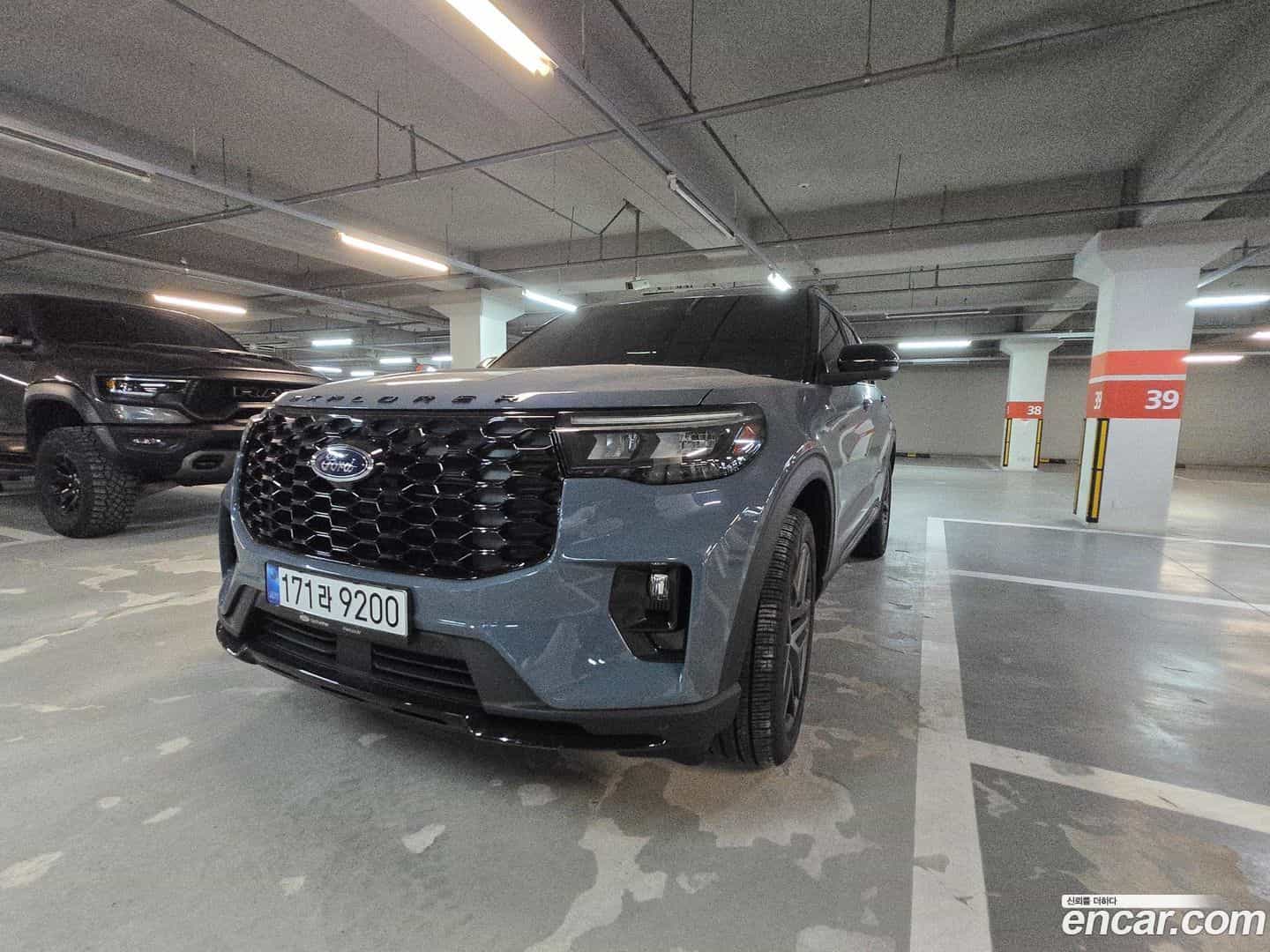 Explorer Ford 2025.7-OUTER-001