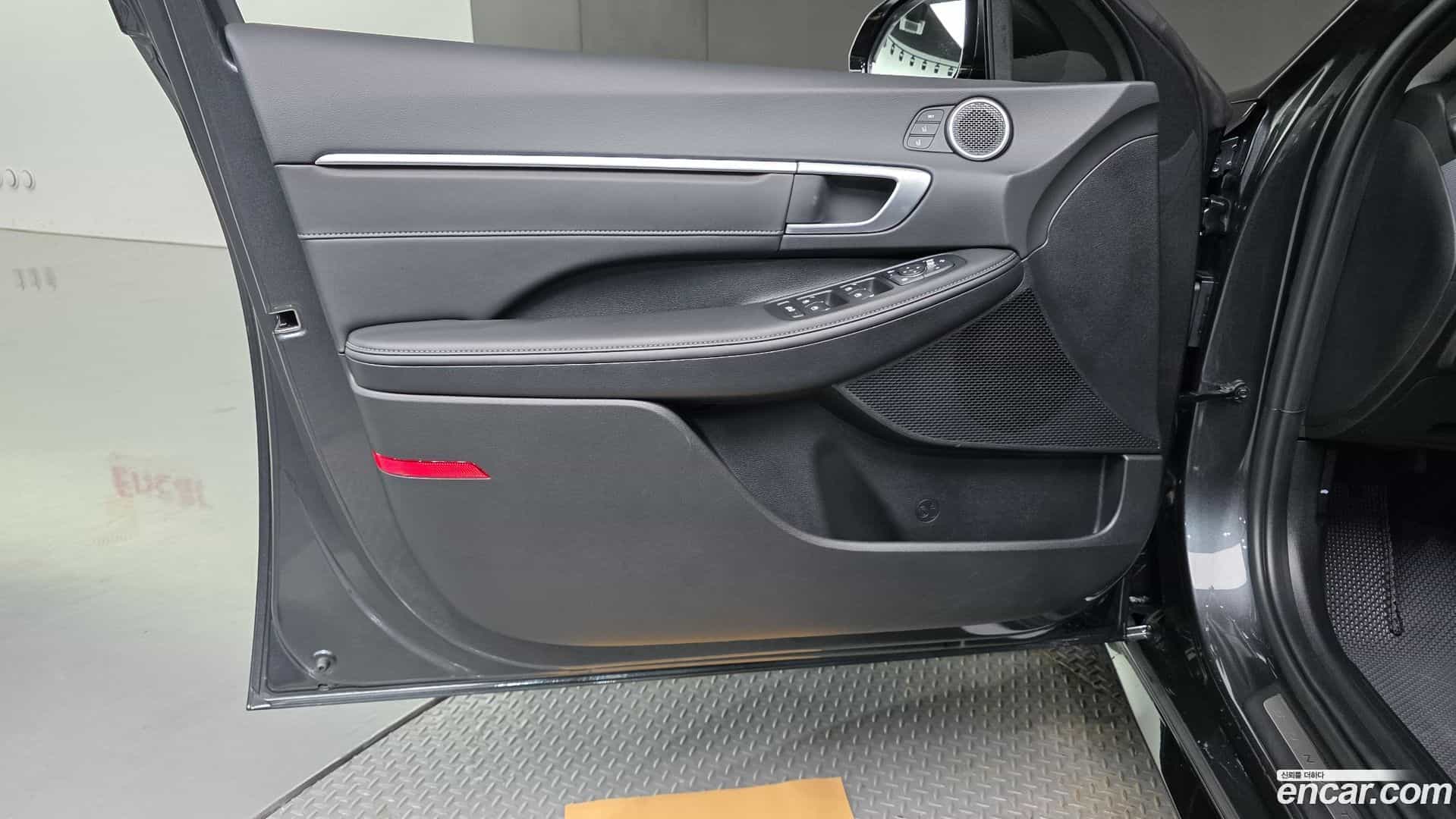 Sonata Hyundai 2025.2-INNER-034