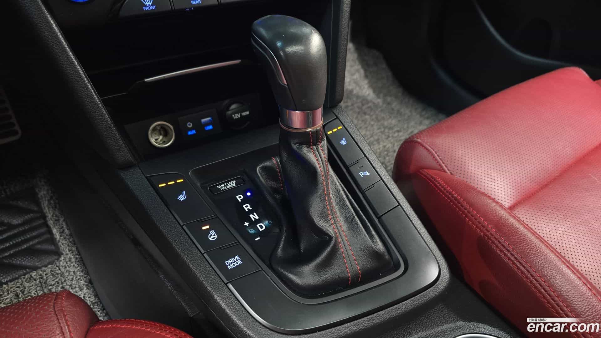 AVANTE Hyundai 2017.7-INNER-009