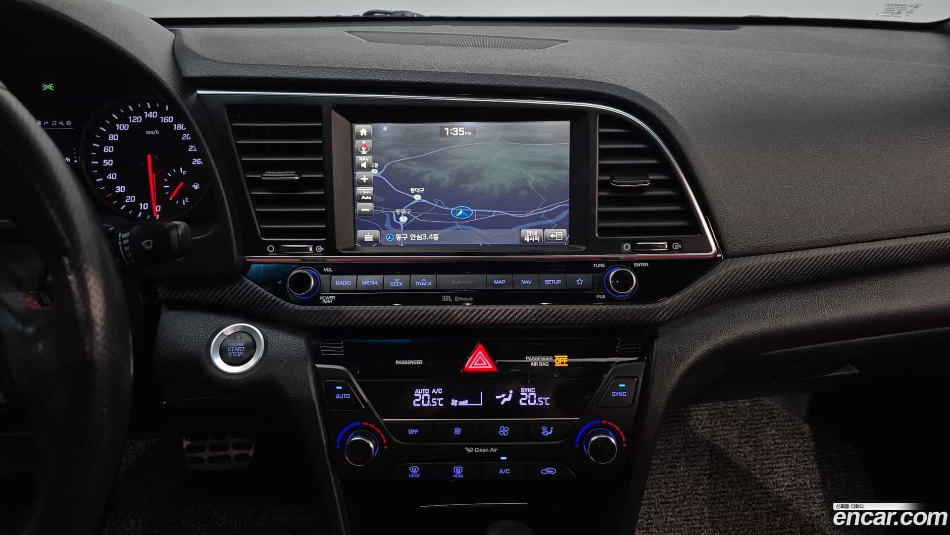 AVANTE Hyundai 2017.7-OPTION-019