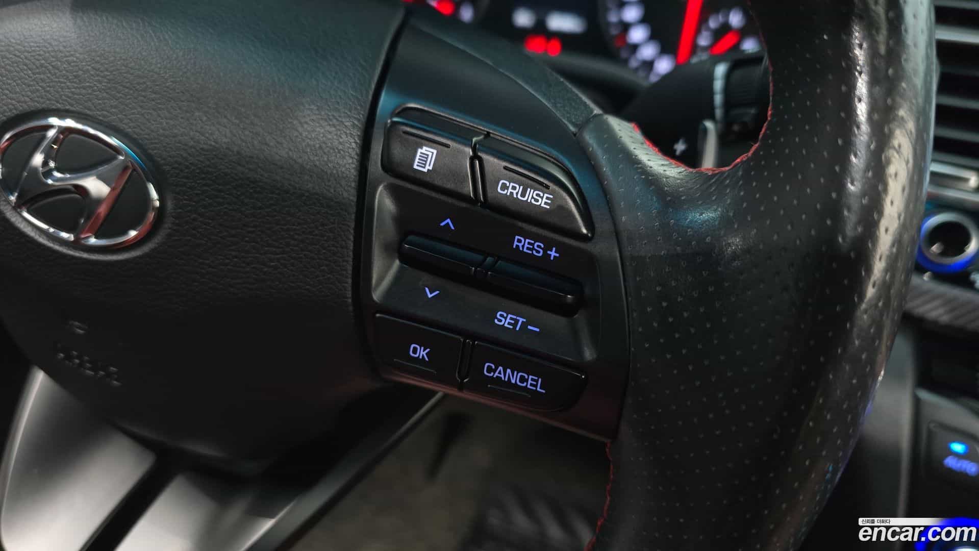 AVANTE Hyundai 2017.7-OPTION-021