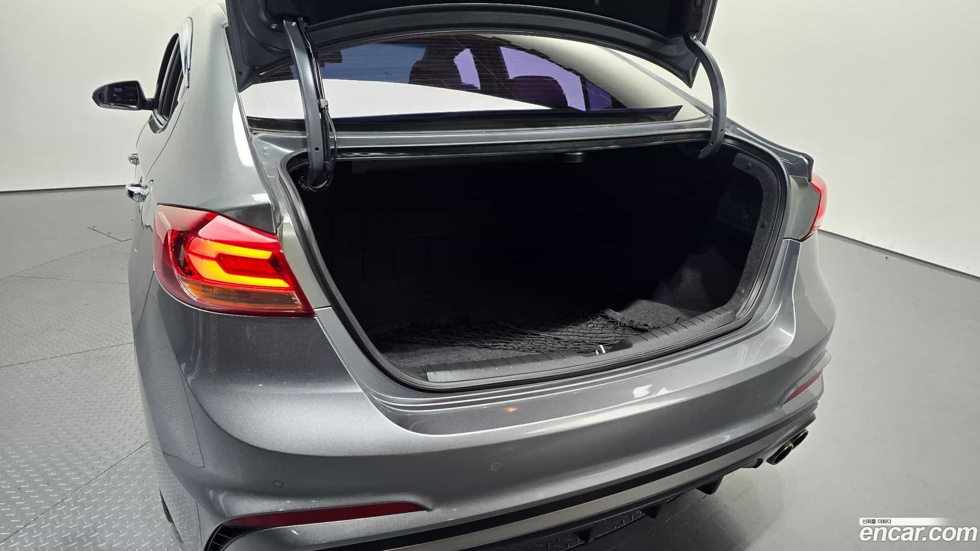 AVANTE Hyundai 2017.7-OPTION-023