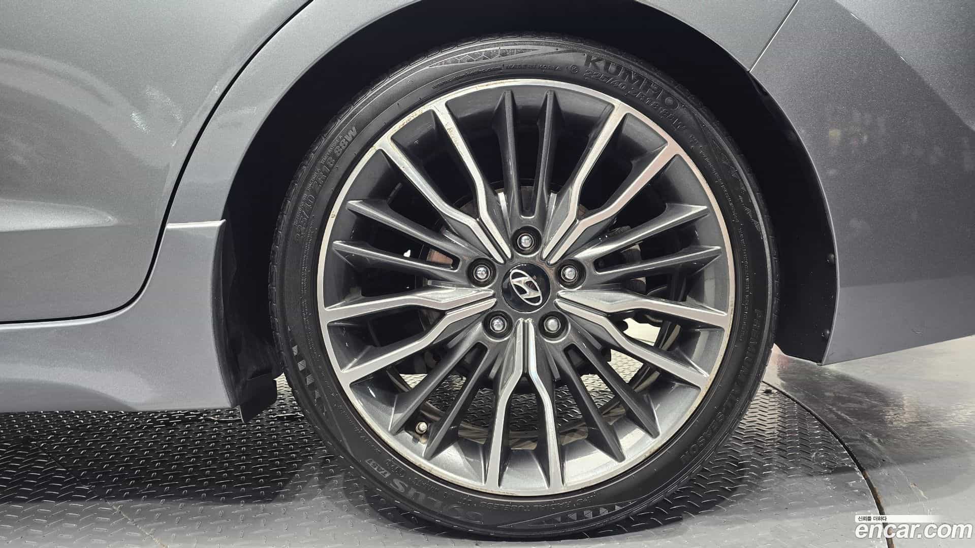AVANTE Hyundai 2017.7-OUTER-031