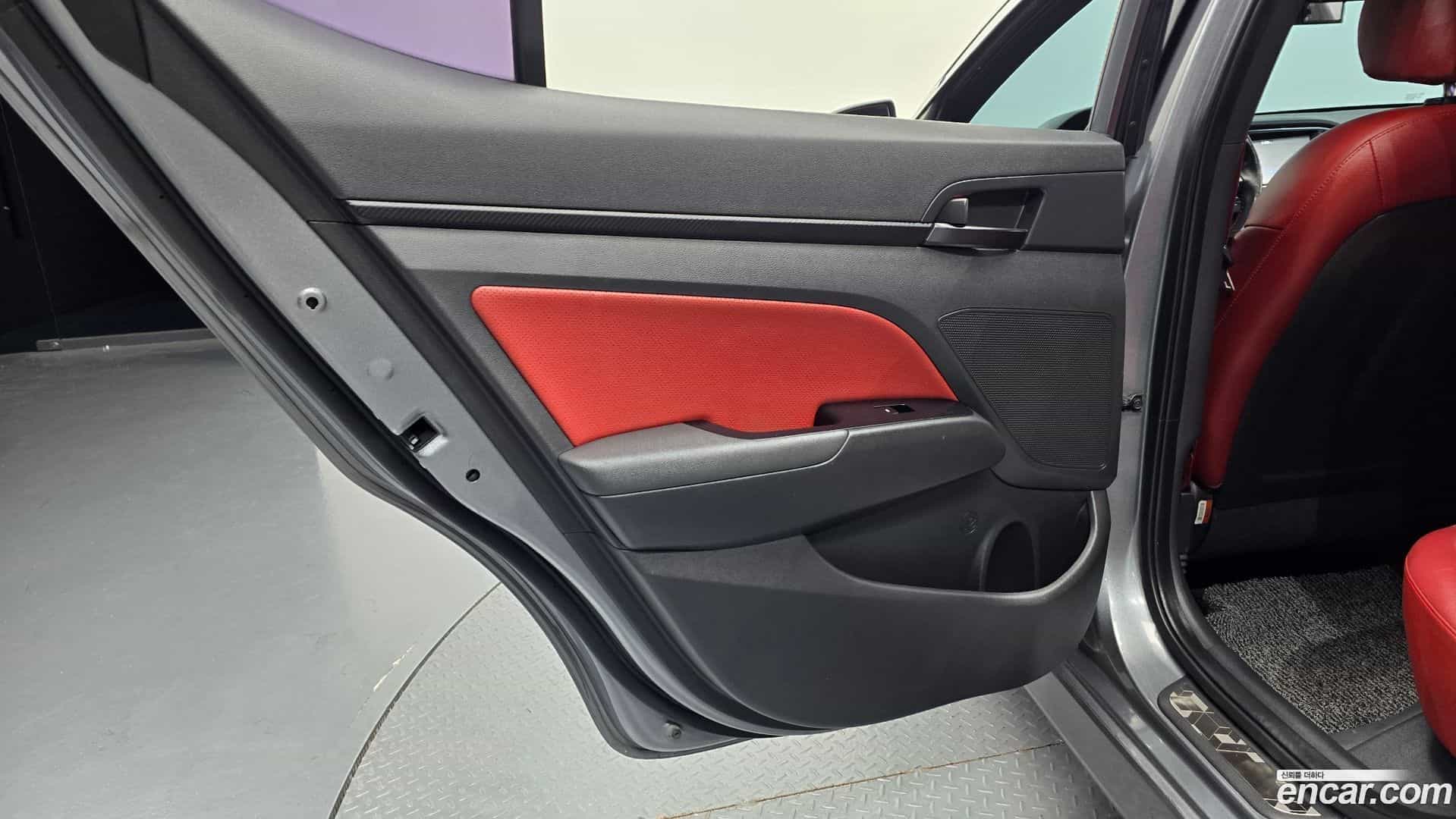 AVANTE Hyundai 2017.7-INNER-035