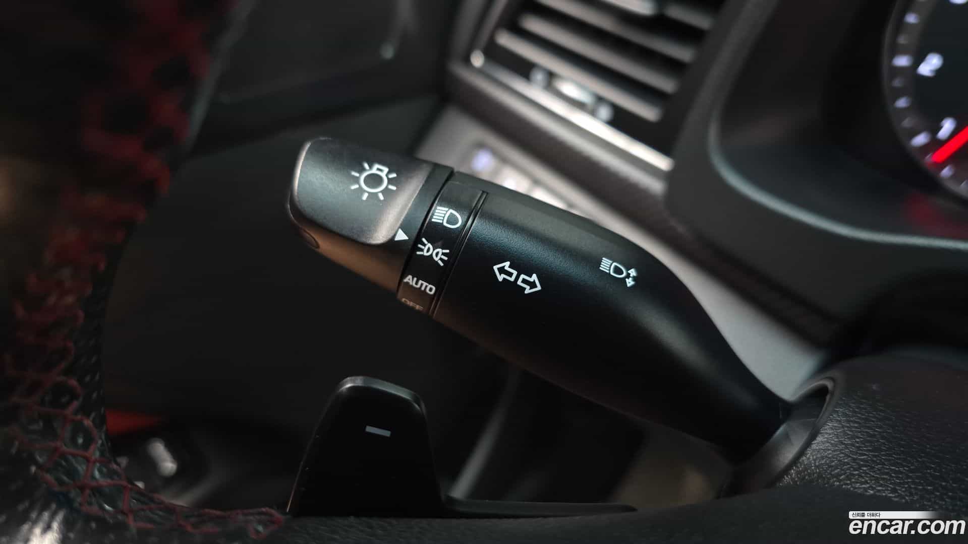 AVANTE Hyundai 2017.7-OPTION-040