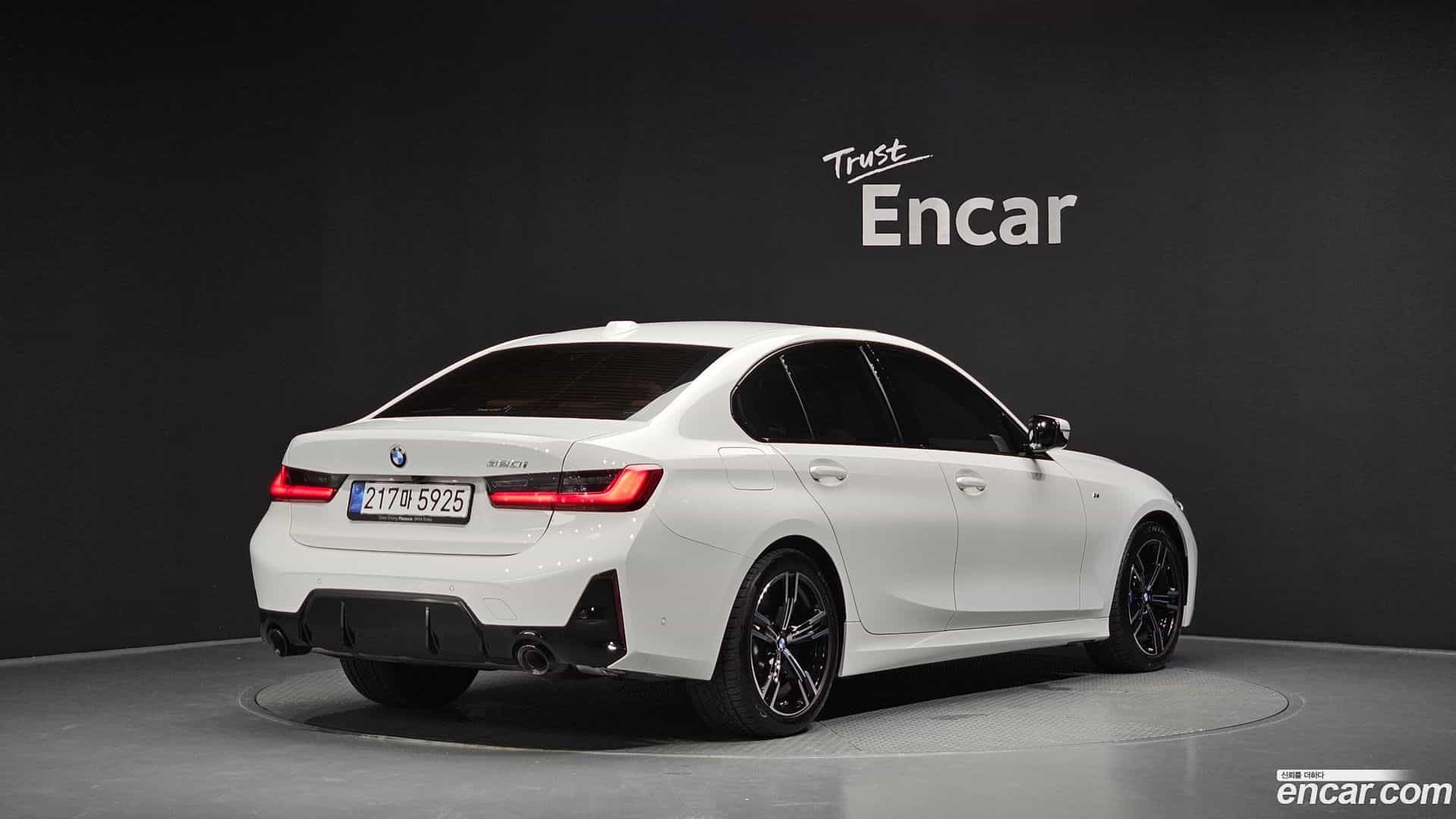 3-Series BMW 2024.9-OUTER-002