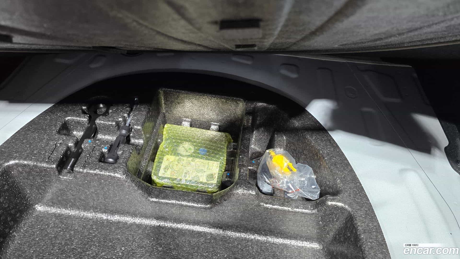 AVANTE Hyundai 2019.10-OPTION-043