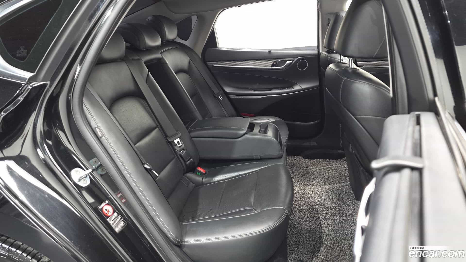 Grandeur Hyundai 2019.5-OPTION-016