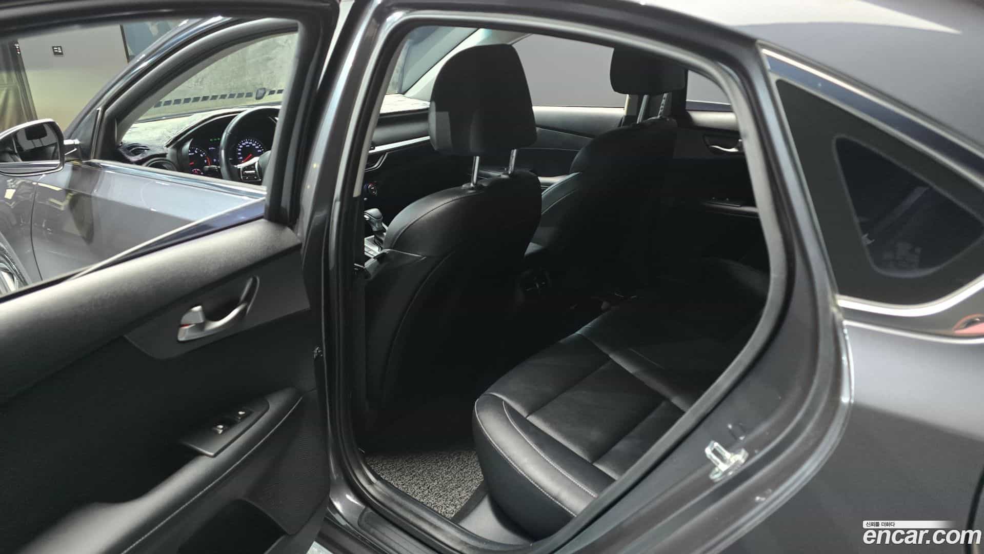 K3 Kia 2020.0-OPTION-016