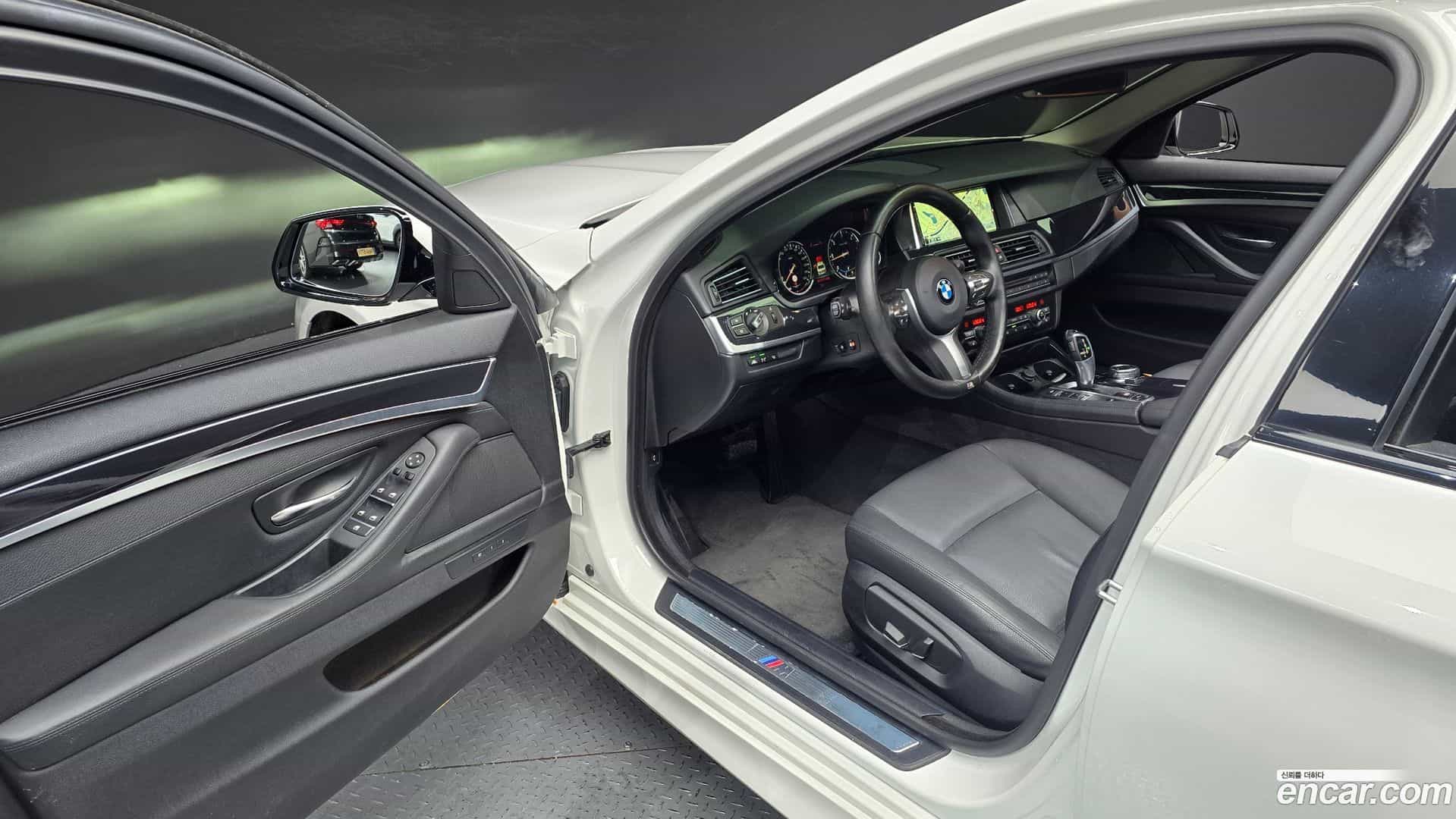 5-Series BMW 2016.6-OPTION-015