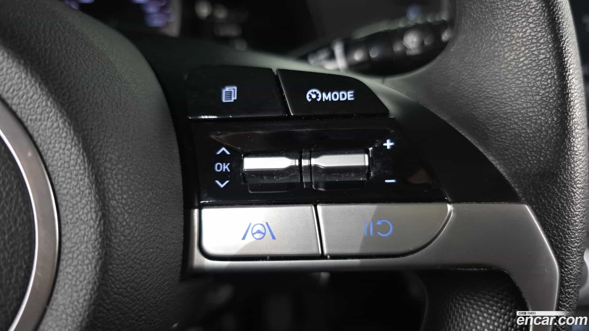AVANTE Hyundai 2022.6-OPTION-023