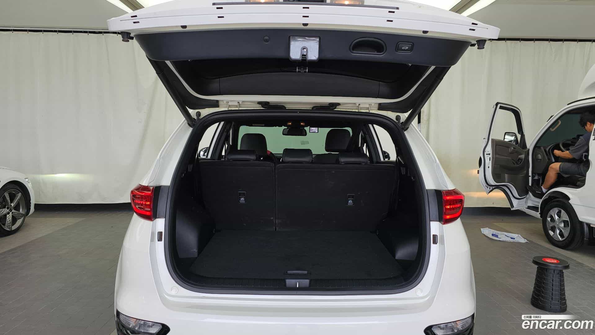Sportage Kia 2020.5-OPTION-024