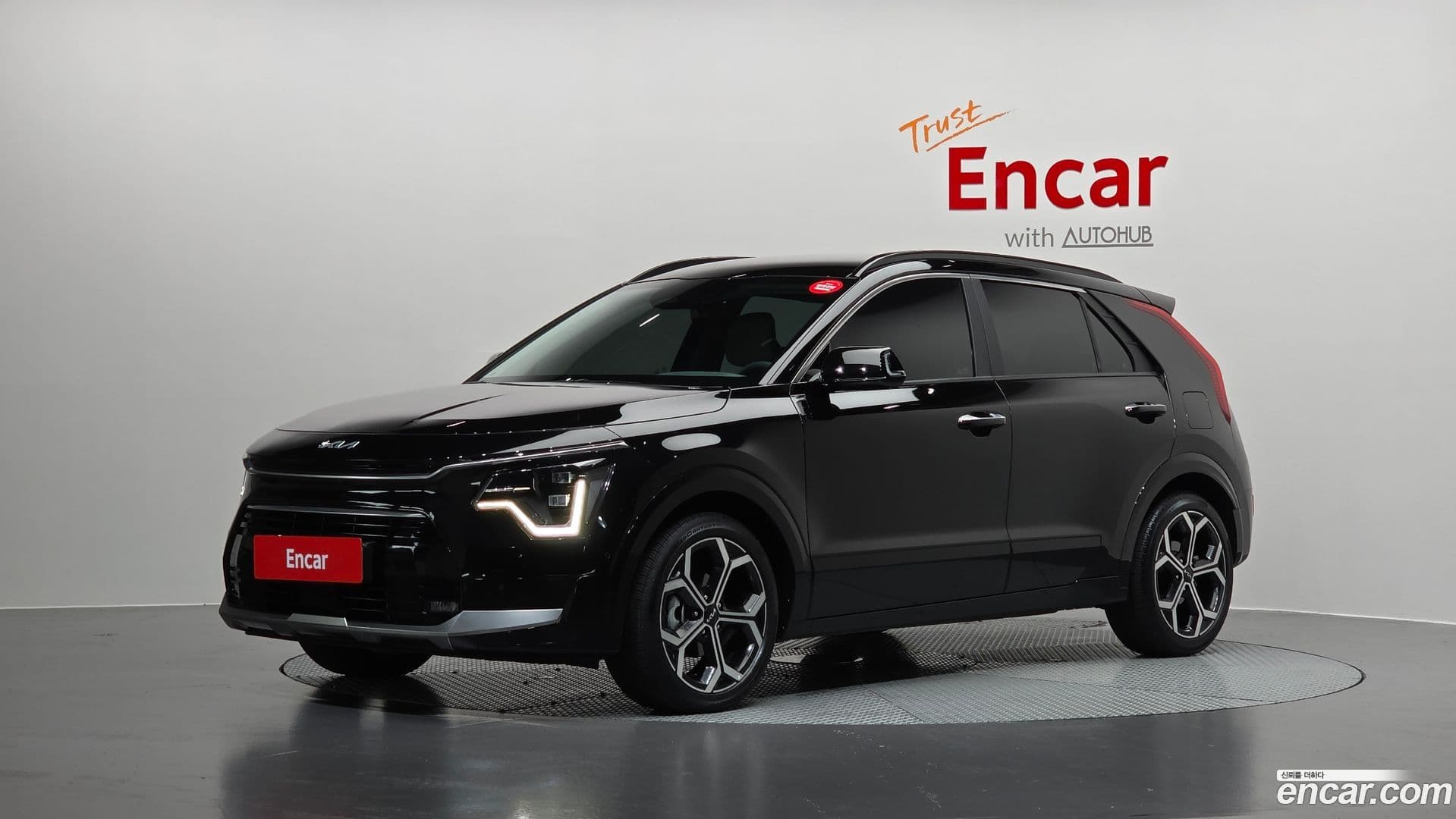 Main__Slider__Photo:Niro Kia 2025.2-0