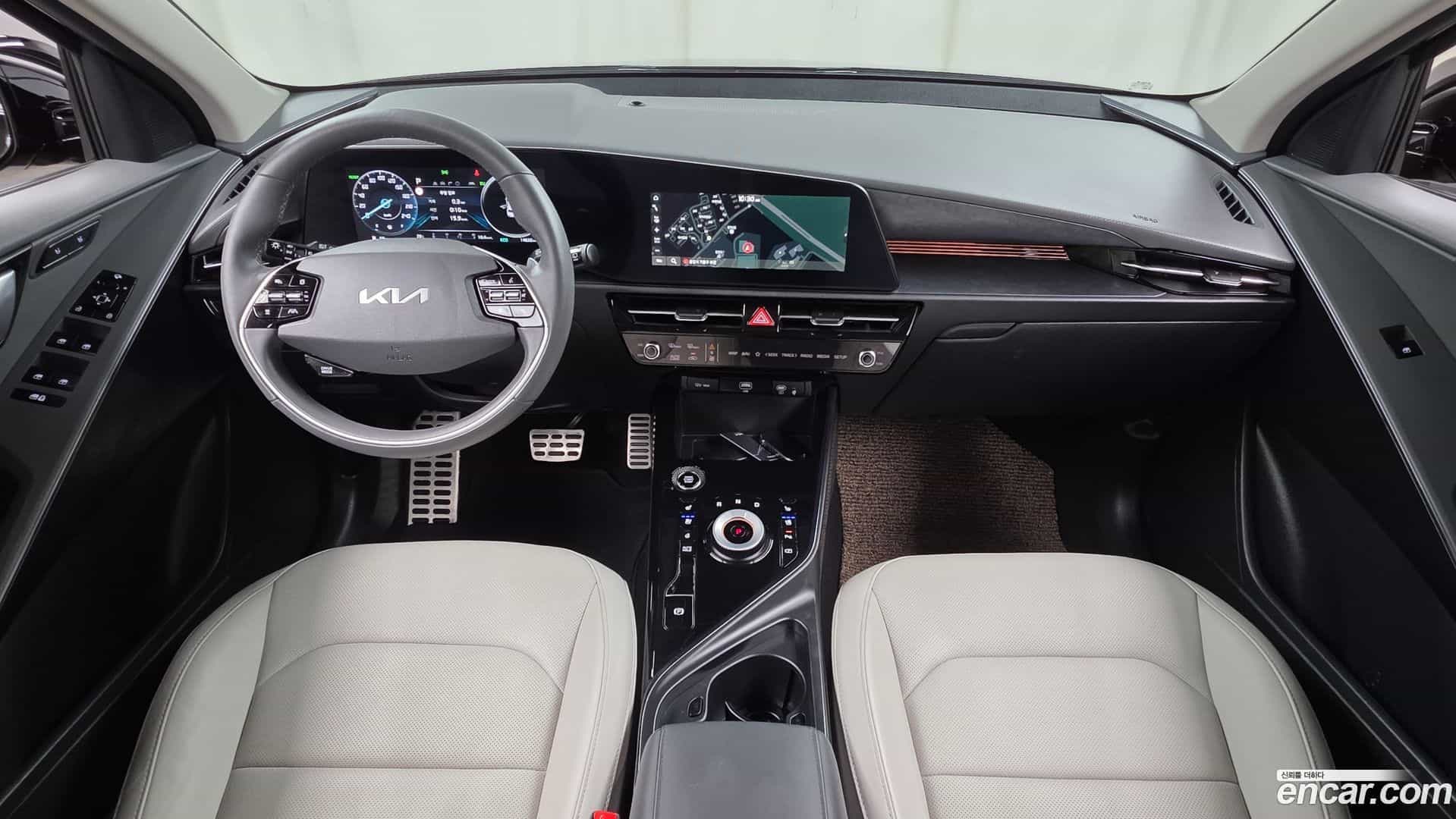 Niro Kia 2025.2-INNER-007